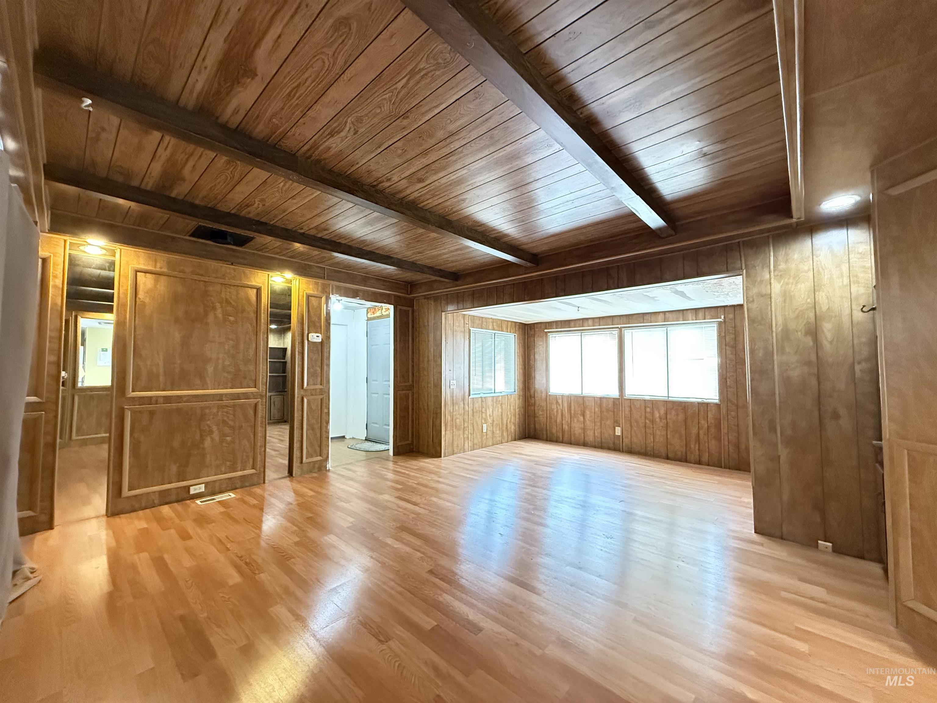 200 E Woodworth, Uniontown, Washington 99179, 2 Bedrooms, 2 Bathrooms, Residential For Sale, Price $25,000,MLS 98978964