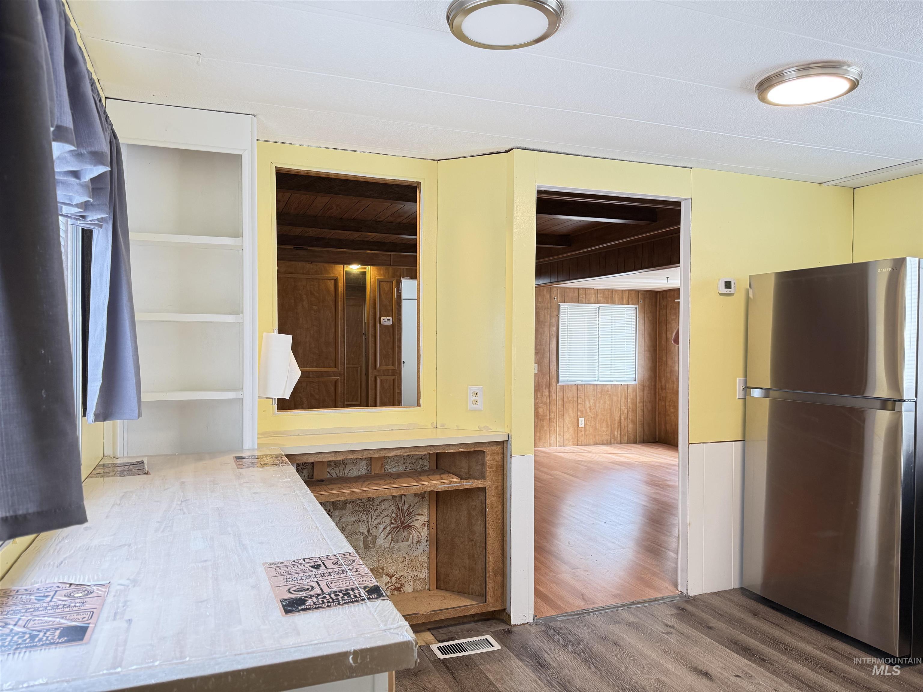 200 E Woodworth, Uniontown, Washington 99179, 2 Bedrooms, 2 Bathrooms, Residential For Sale, Price $25,000,MLS 98978964