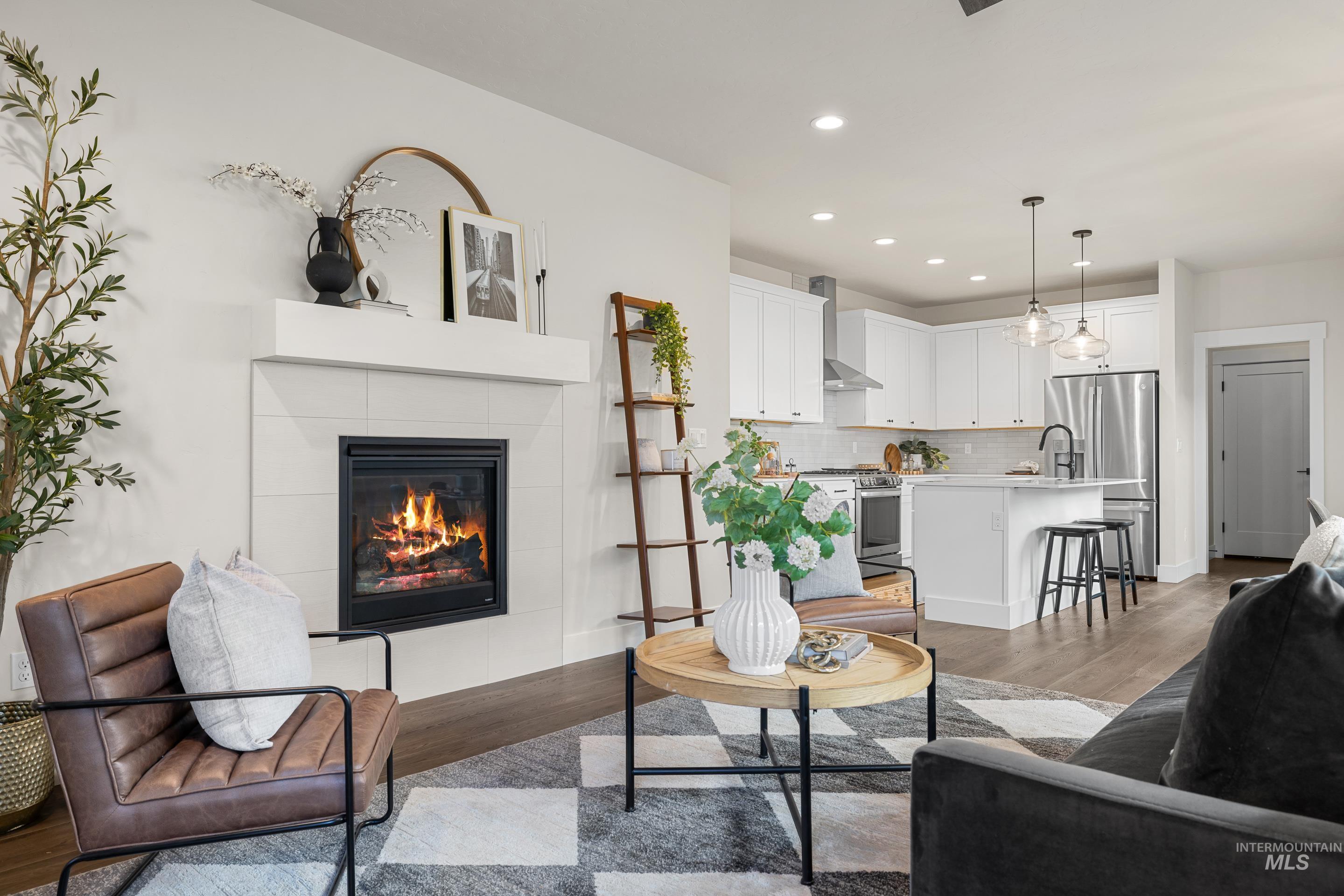 1685 E Cutgrass Ln, Eagle, Idaho 83616, 3 Bedrooms, 2.5 Bathrooms, Residential For Sale, Price $579,000,MLS 98978965