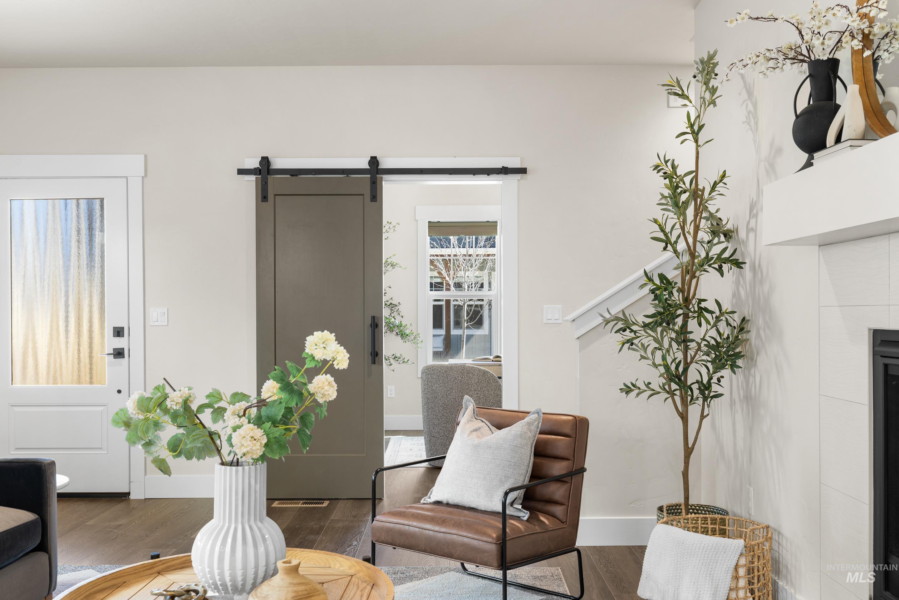 1685 E Cutgrass Ln, Eagle, Idaho 83616, 3 Bedrooms, 2.5 Bathrooms, Residential For Sale, Price $579,000,MLS 98978965