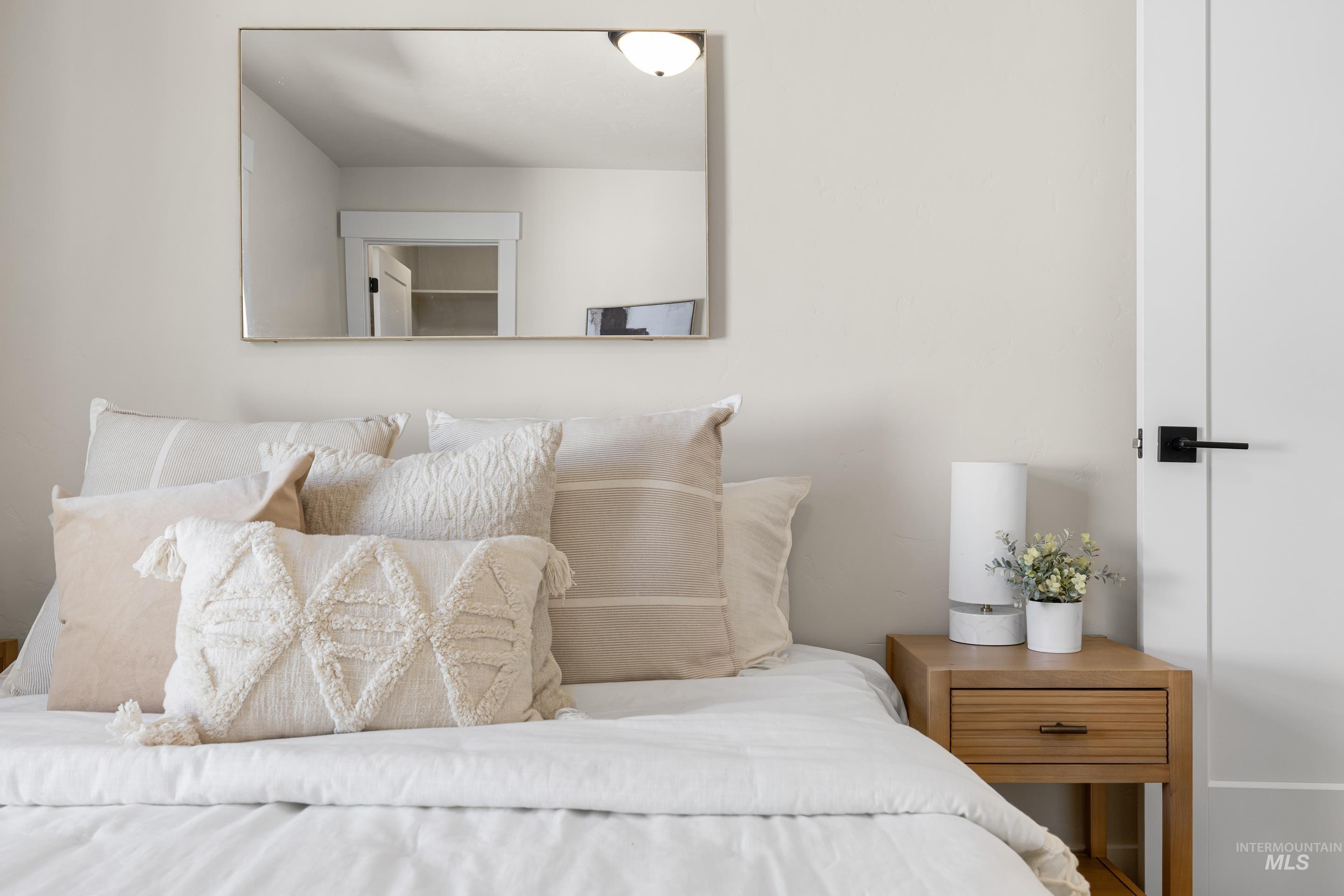 1685 E Cutgrass Ln, Eagle, Idaho 83616, 3 Bedrooms, 2.5 Bathrooms, Residential For Sale, Price $579,000,MLS 98978965