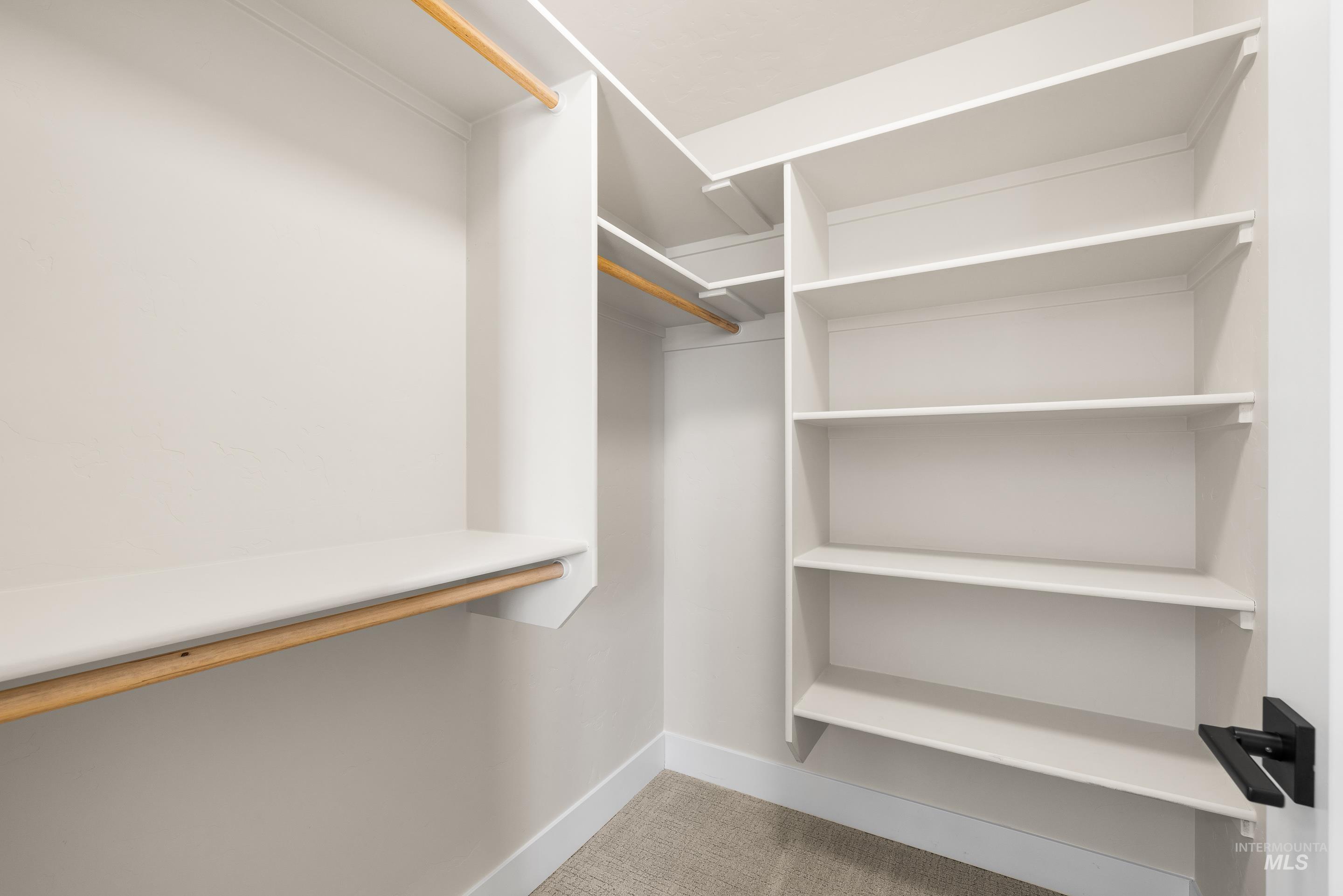 1685 E Cutgrass Ln, Eagle, Idaho 83616, 3 Bedrooms, 2.5 Bathrooms, Residential For Sale, Price $579,000,MLS 98978965