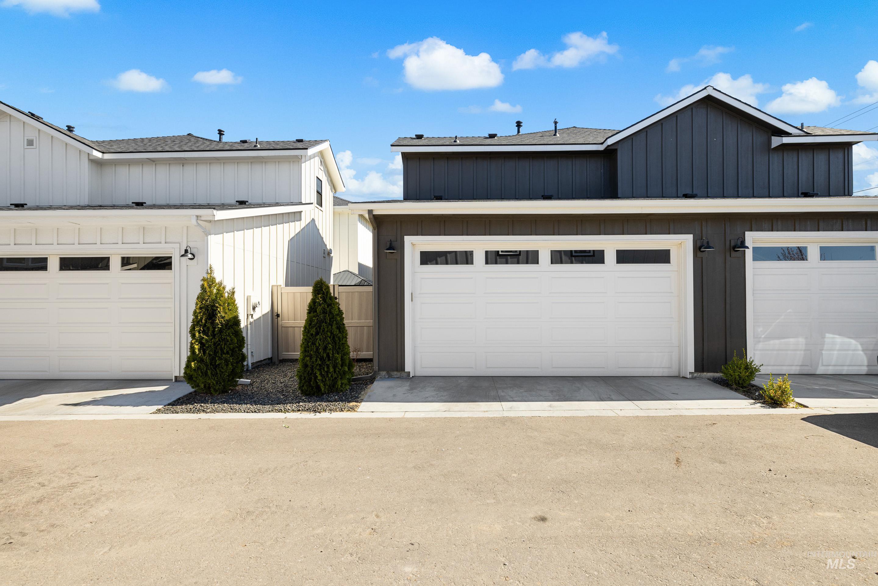 1685 E Cutgrass Ln, Eagle, Idaho 83616, 3 Bedrooms, 2.5 Bathrooms, Residential For Sale, Price $574,000, 98978965