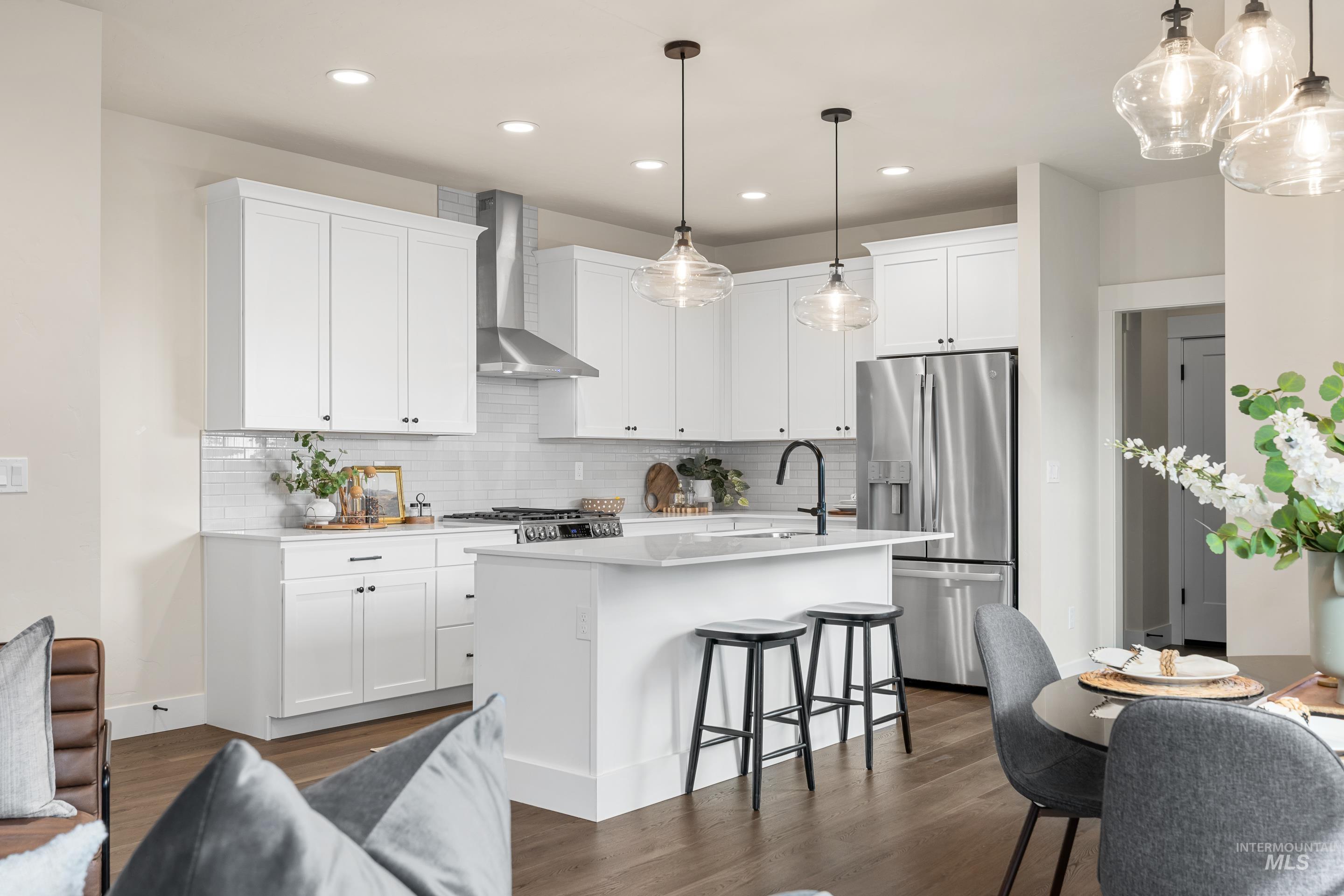 1685 E Cutgrass Ln, Eagle, Idaho 83616, 3 Bedrooms, 2.5 Bathrooms, Residential For Sale, Price $579,000,MLS 98978965