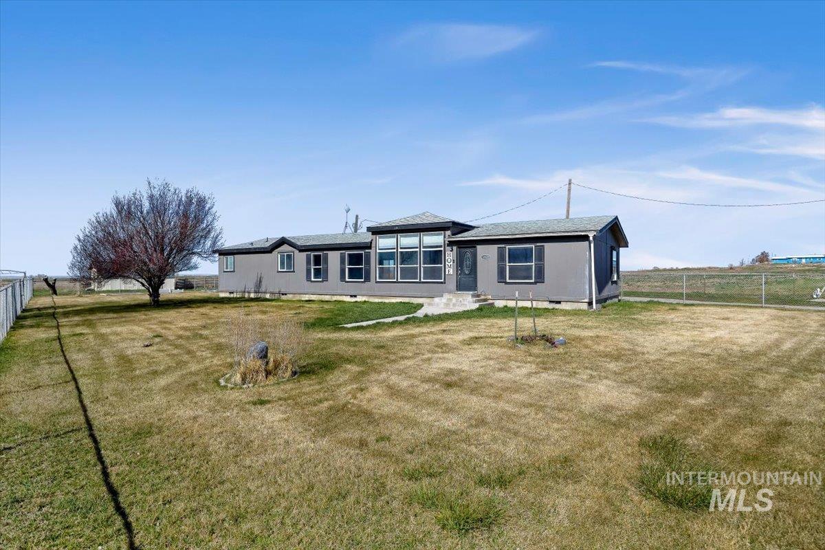 3485 S 2000 E, Wendell, Idaho 83355, 4 Bedrooms, 2 Bathrooms, Residential For Sale, Price $405,000,MLS 98978967