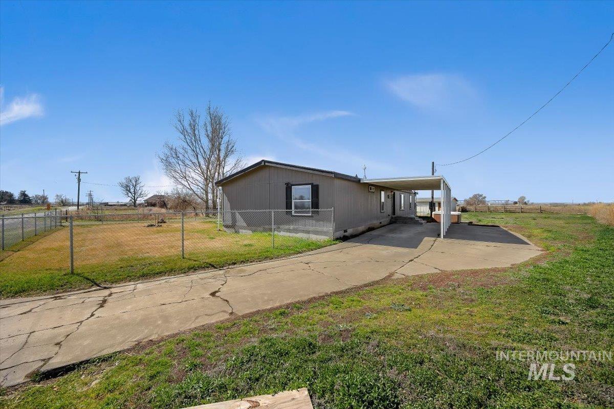 3485 S 2000 E, Wendell, Idaho 83355, 4 Bedrooms, 2 Bathrooms, Residential For Sale, Price $405,000,MLS 98978967