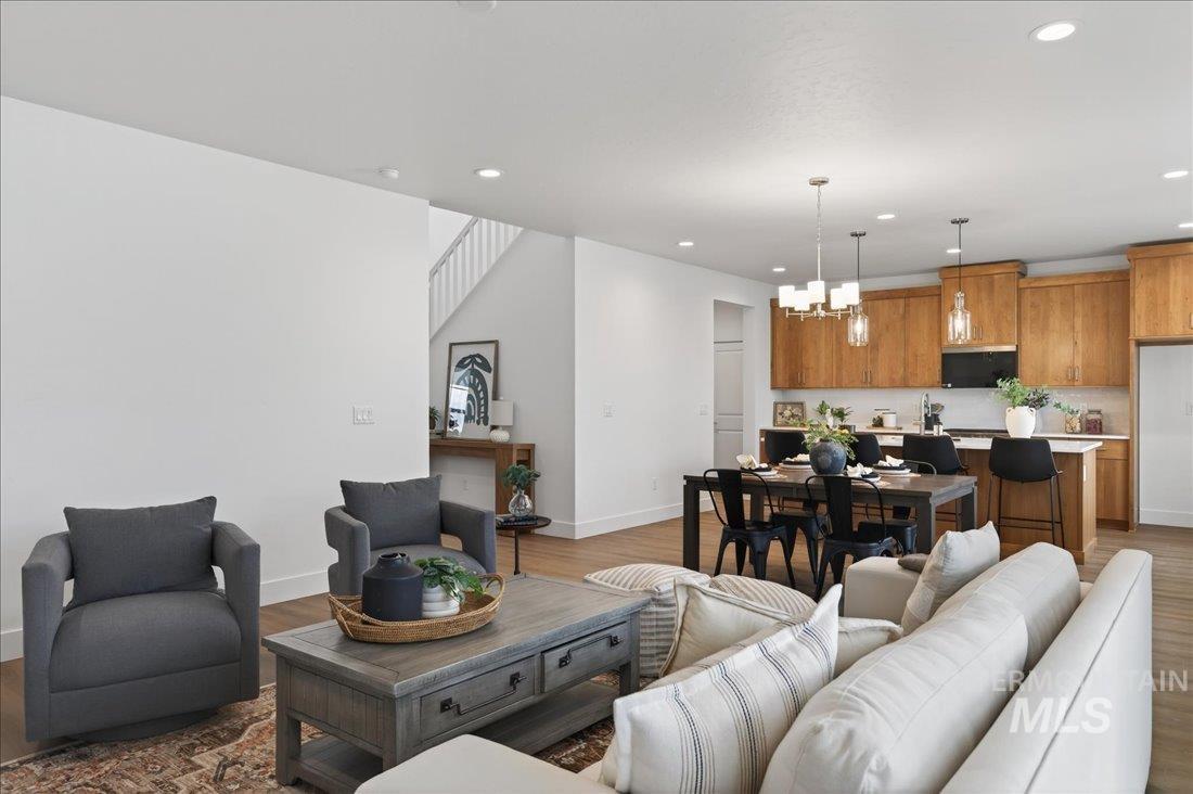 14898 Brown Pelican St, Caldwell, Idaho 83607, 4 Bedrooms, 3 Bathrooms, Residential For Sale, Price $564,000,MLS 98978968