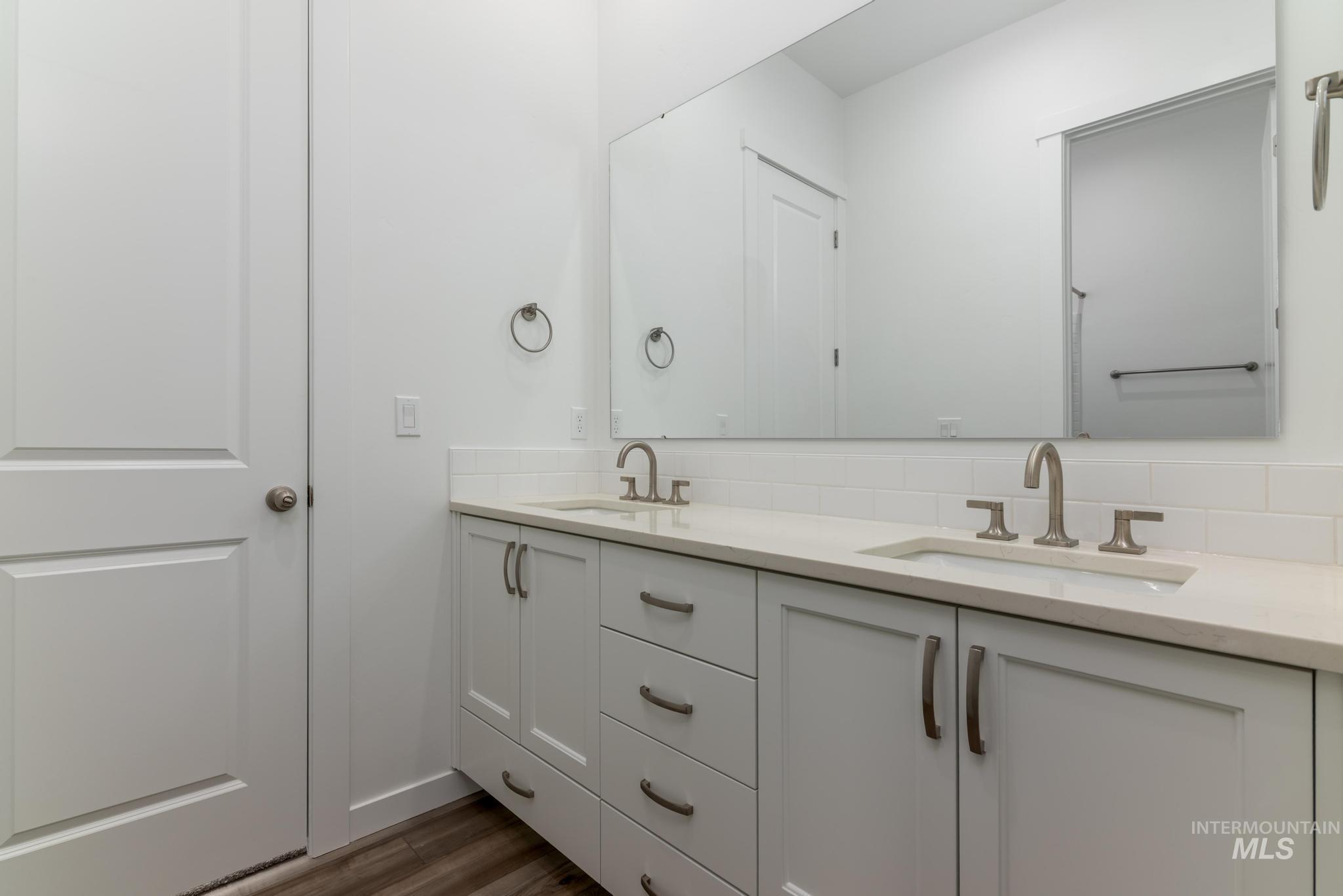 15232 Steel Cloud Ave, Caldwell, Idaho 83607, 4 Bedrooms, 3 Bathrooms, Residential For Sale, Price $549,000,MLS 98978969