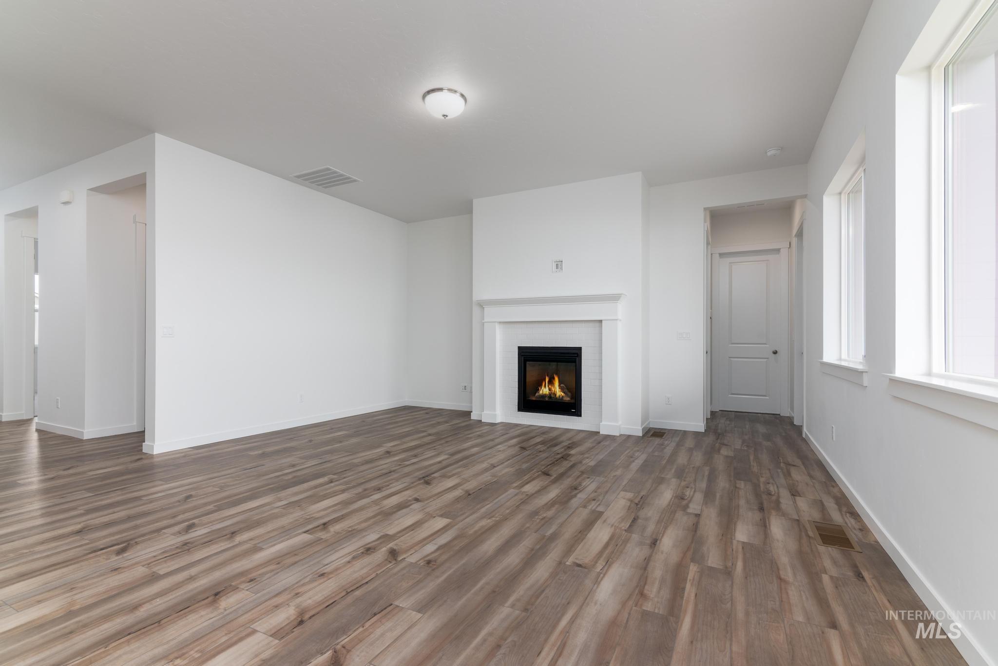 15232 Steel Cloud Ave, Caldwell, Idaho 83607, 4 Bedrooms, 3 Bathrooms, Residential For Sale, Price $549,000,MLS 98978969