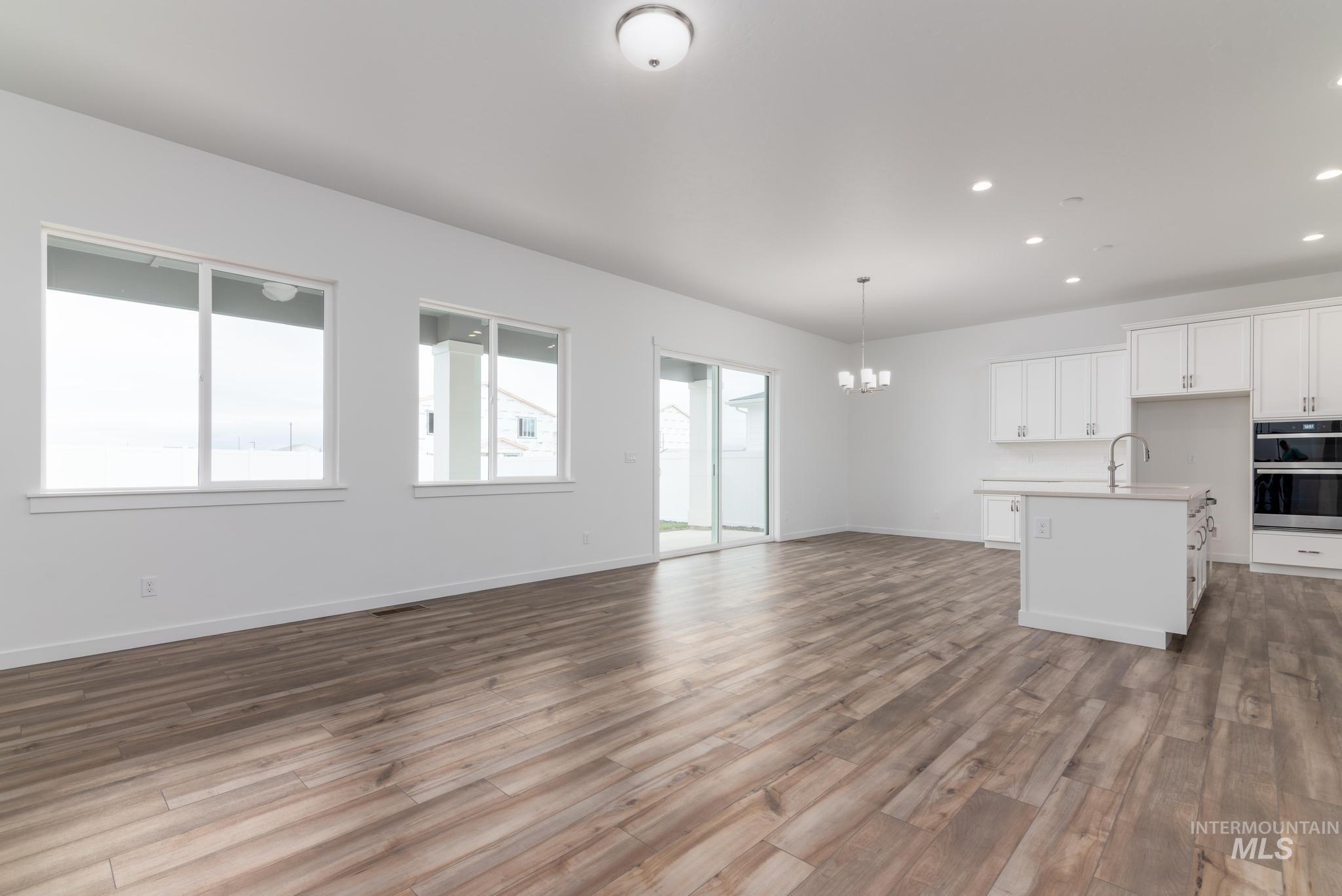 15232 Steel Cloud Ave, Caldwell, Idaho 83607, 4 Bedrooms, 3 Bathrooms, Residential For Sale, Price $549,000,MLS 98978969