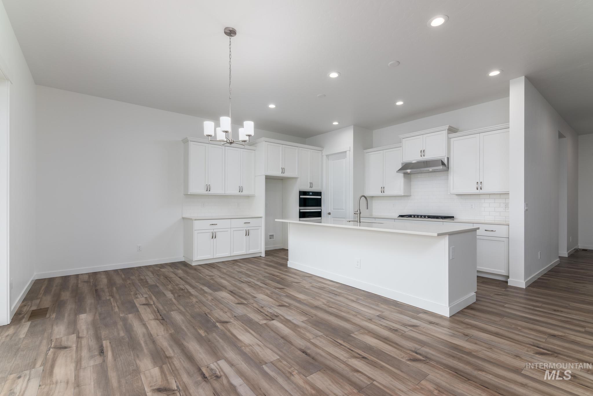 15232 Steel Cloud Ave, Caldwell, Idaho 83607, 4 Bedrooms, 3 Bathrooms, Residential For Sale, Price $549,000,MLS 98978969