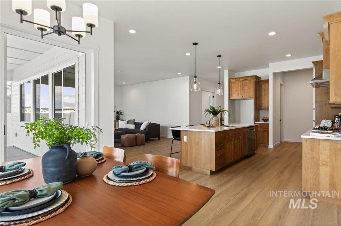 14879 Boatwatch Dr, Caldwell, Idaho 83607, 4 Bedrooms, 3 Bathrooms, Residential For Sale, Price $589,000,MLS 98978970