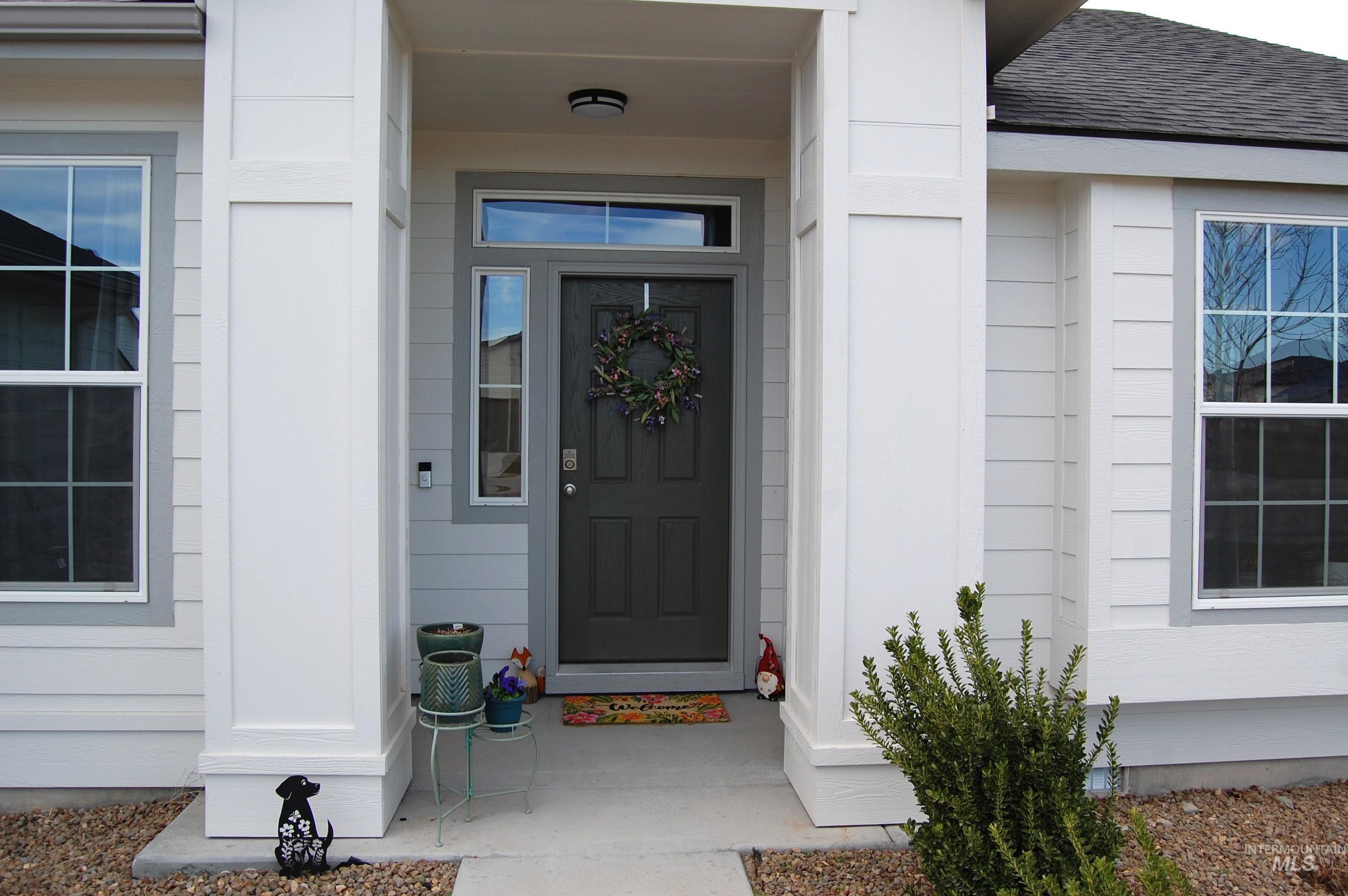 1935 SW Sharpshinned Ave., Mountain Home, Idaho 83674, 4 Bedrooms, 2 Bathrooms, Residential For Sale, Price $377,000,MLS 98978972