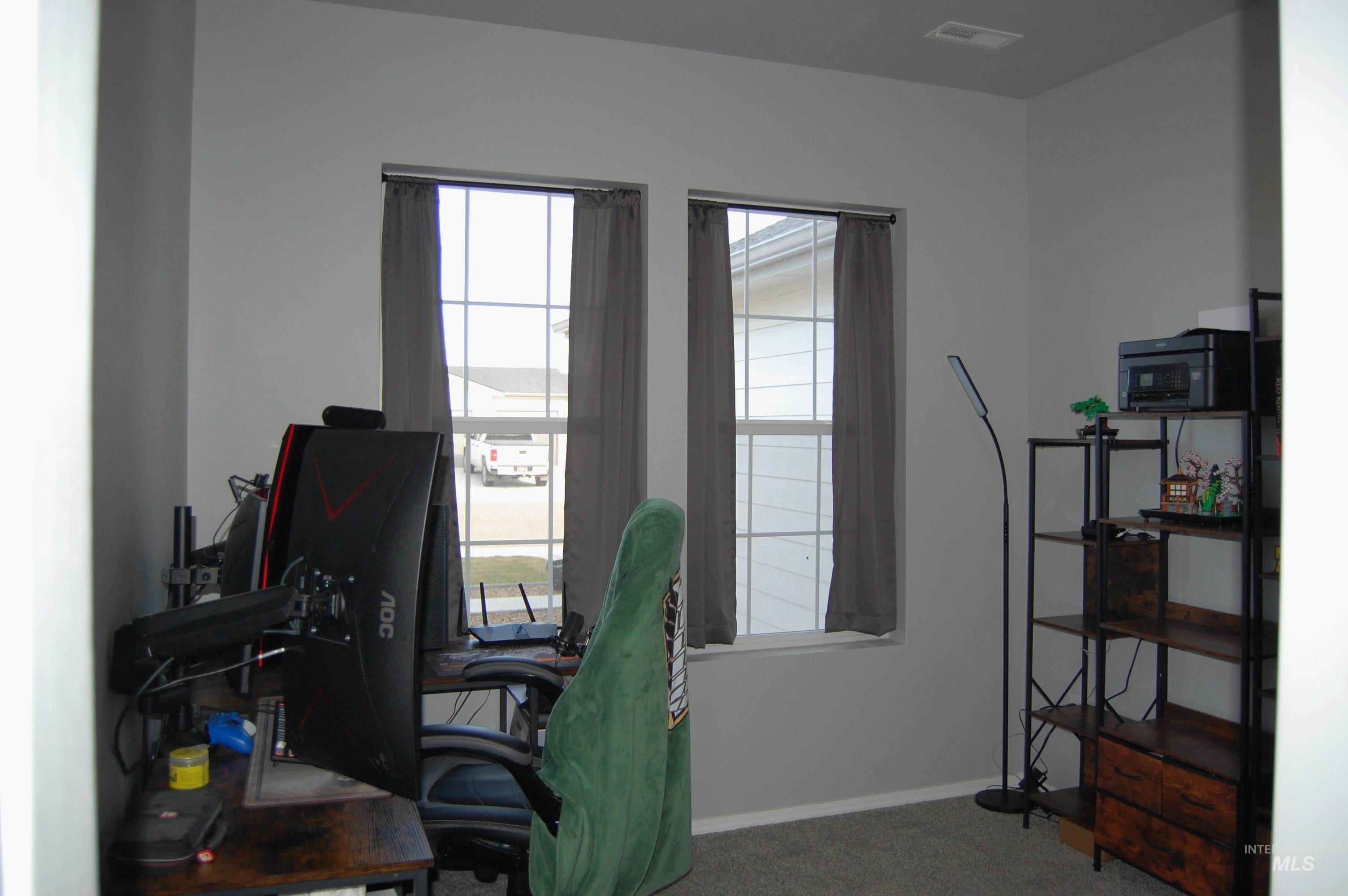 1935 SW Sharpshinned Ave., Mountain Home, Idaho 83674, 4 Bedrooms, 2 Bathrooms, Residential For Sale, Price $377,000,MLS 98978972