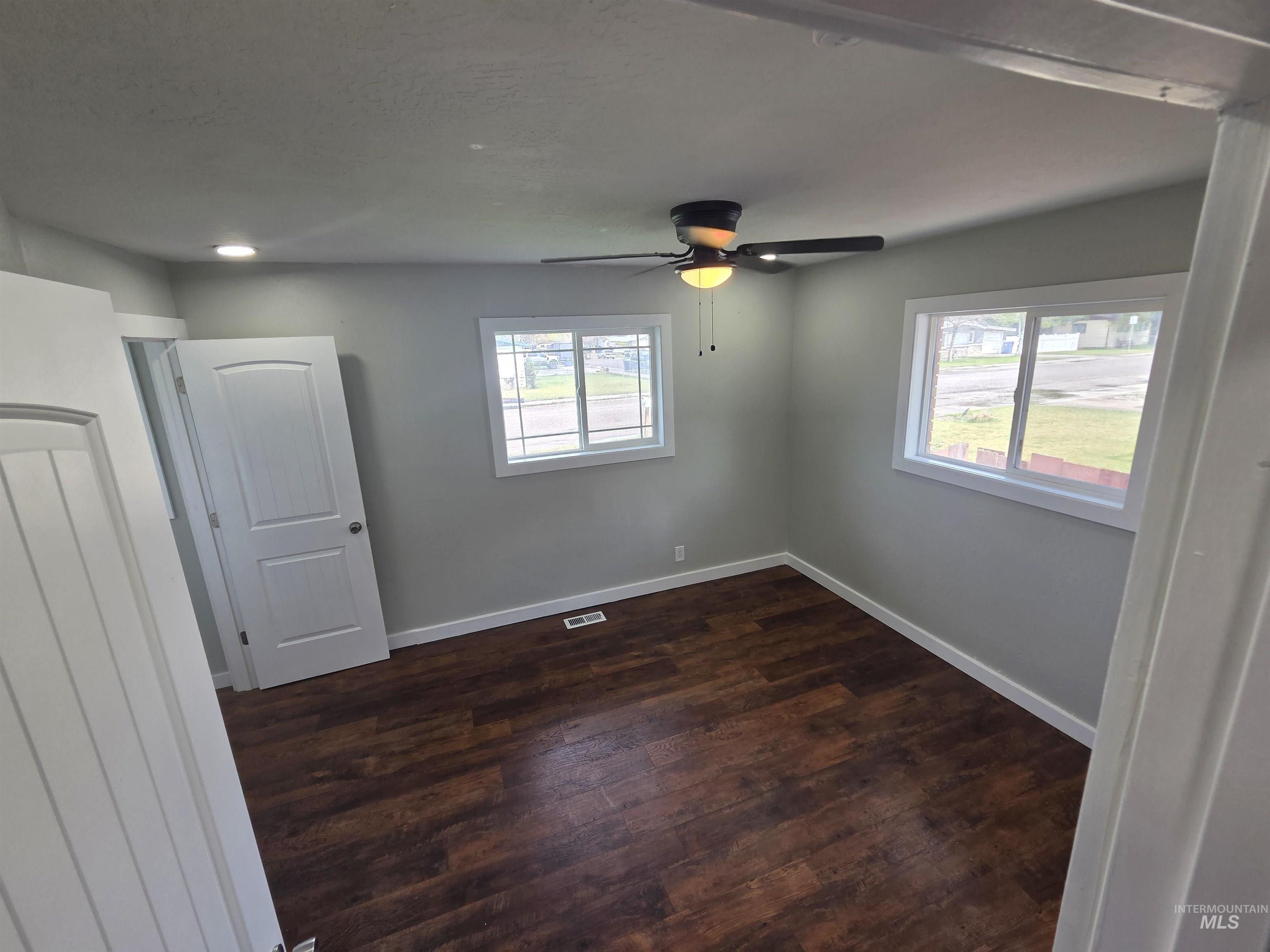 905 15th Drive, Rupert, Idaho 83350, 4 Bedrooms, 3 Bathrooms, Residential For Sale, Price $370,000,MLS 98978977
