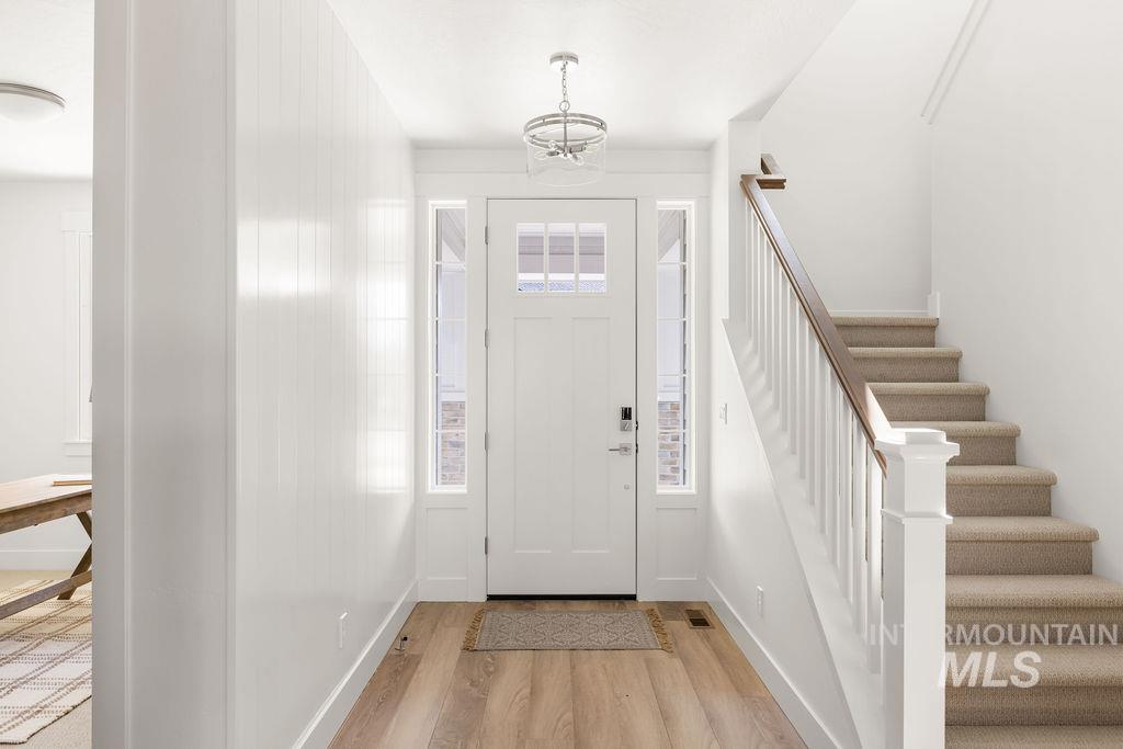 2635 E Cavern Way, Meridian, Idaho 83642, 5 Bedrooms, 3.5 Bathrooms, Residential For Sale, Price $999,900, 98978986