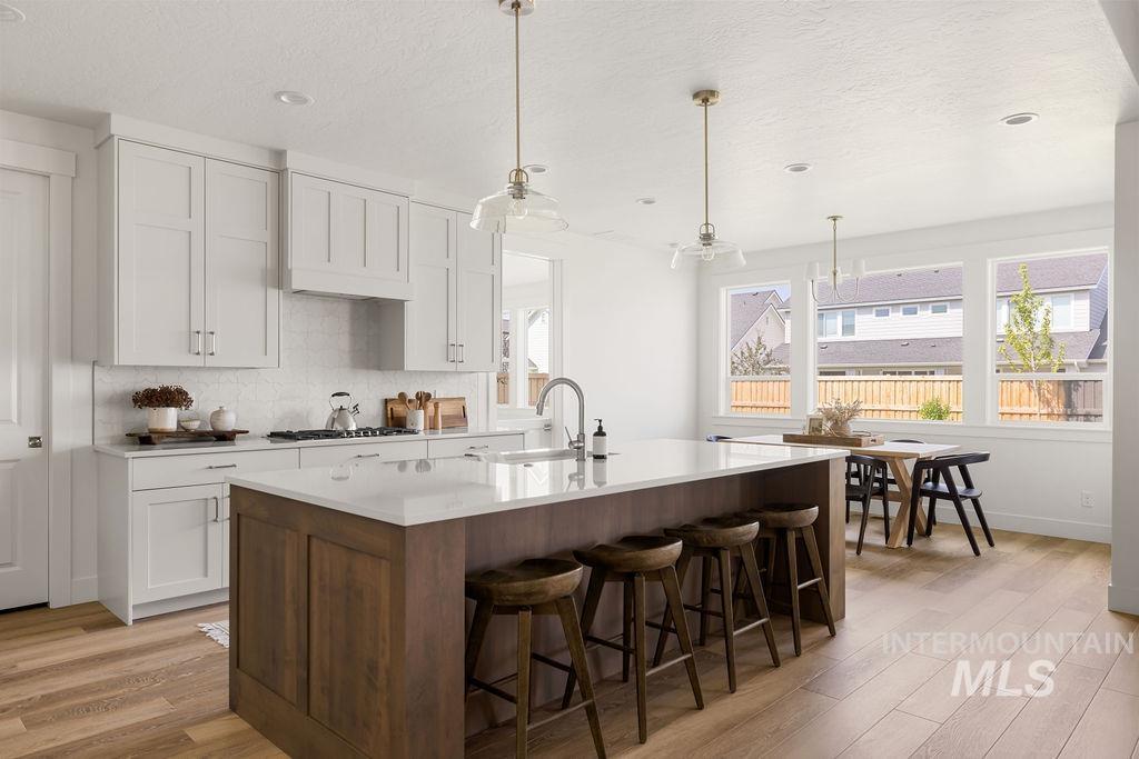 2635 E Cavern Way, Meridian, Idaho 83642, 5 Bedrooms, 3.5 Bathrooms, Residential For Sale, Price $999,900, 98978986