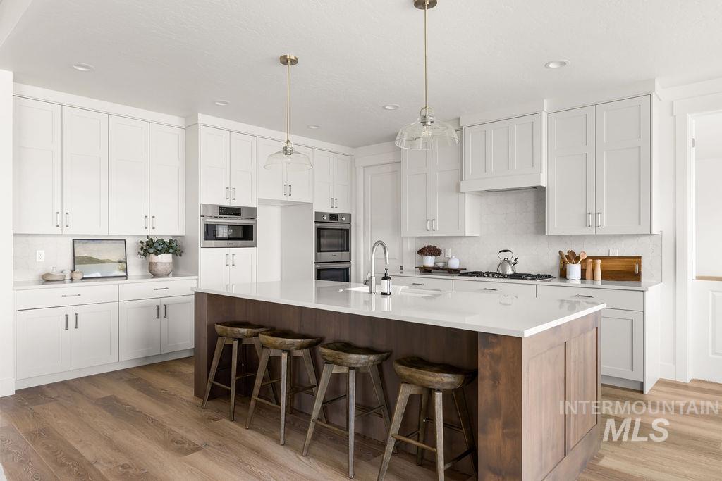 2635 E Cavern Way, Meridian, Idaho 83642, 5 Bedrooms, 3.5 Bathrooms, Residential For Sale, Price $999,900, 98978986