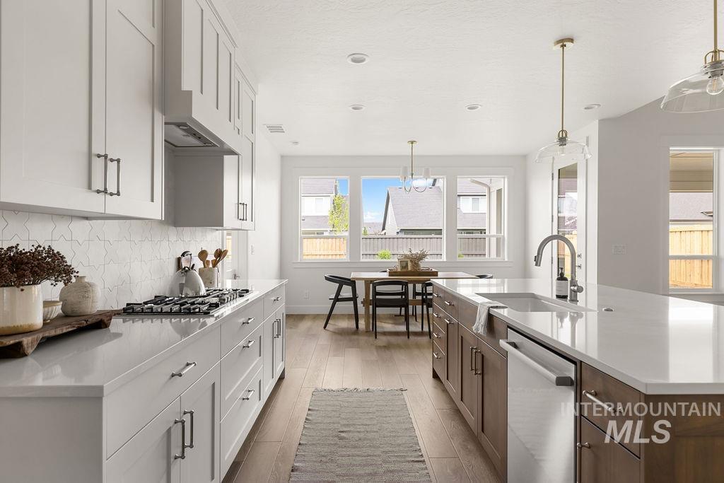 2635 E Cavern Way, Meridian, Idaho 83642, 5 Bedrooms, 3.5 Bathrooms, Residential For Sale, Price $999,900, 98978986