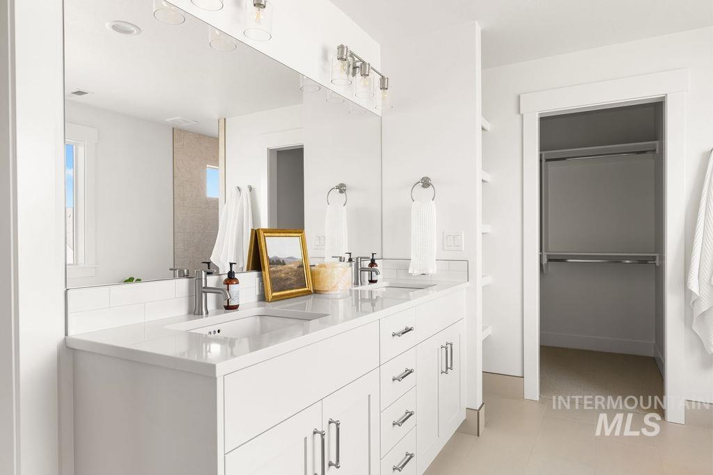 2635 E Cavern Way, Meridian, Idaho 83642, 5 Bedrooms, 3.5 Bathrooms, Residential For Sale, Price $999,900, 98978986