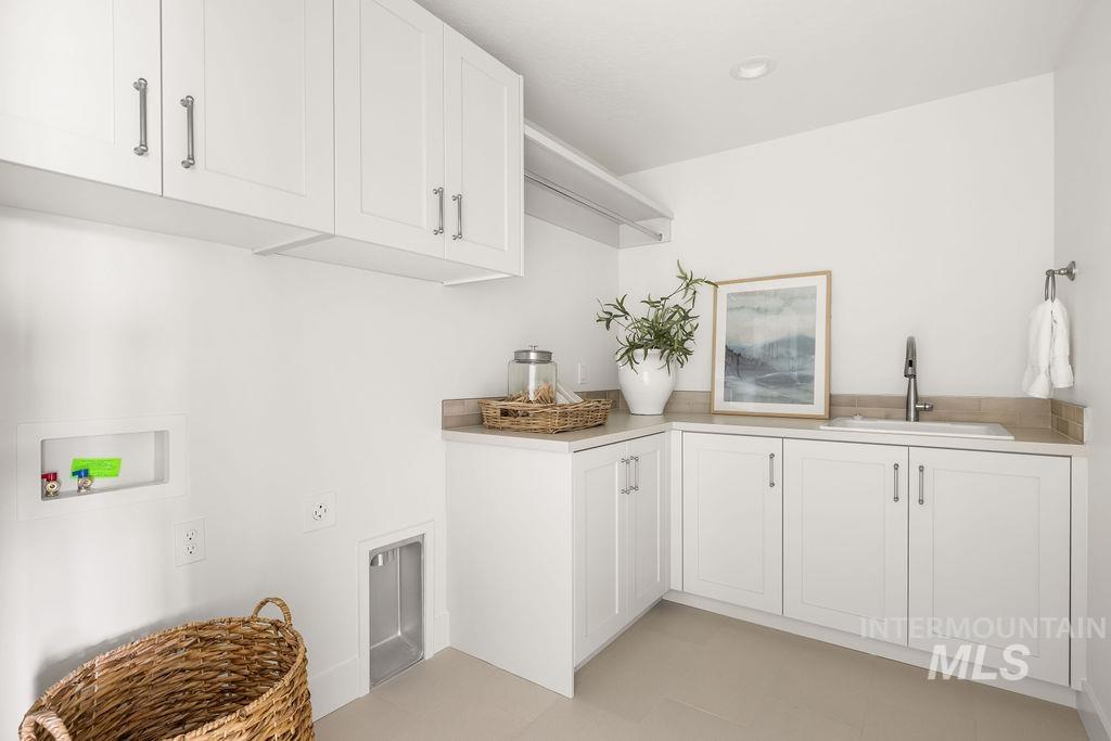 2635 E Cavern Way, Meridian, Idaho 83642, 5 Bedrooms, 3.5 Bathrooms, Residential For Sale, Price $999,900, 98978986