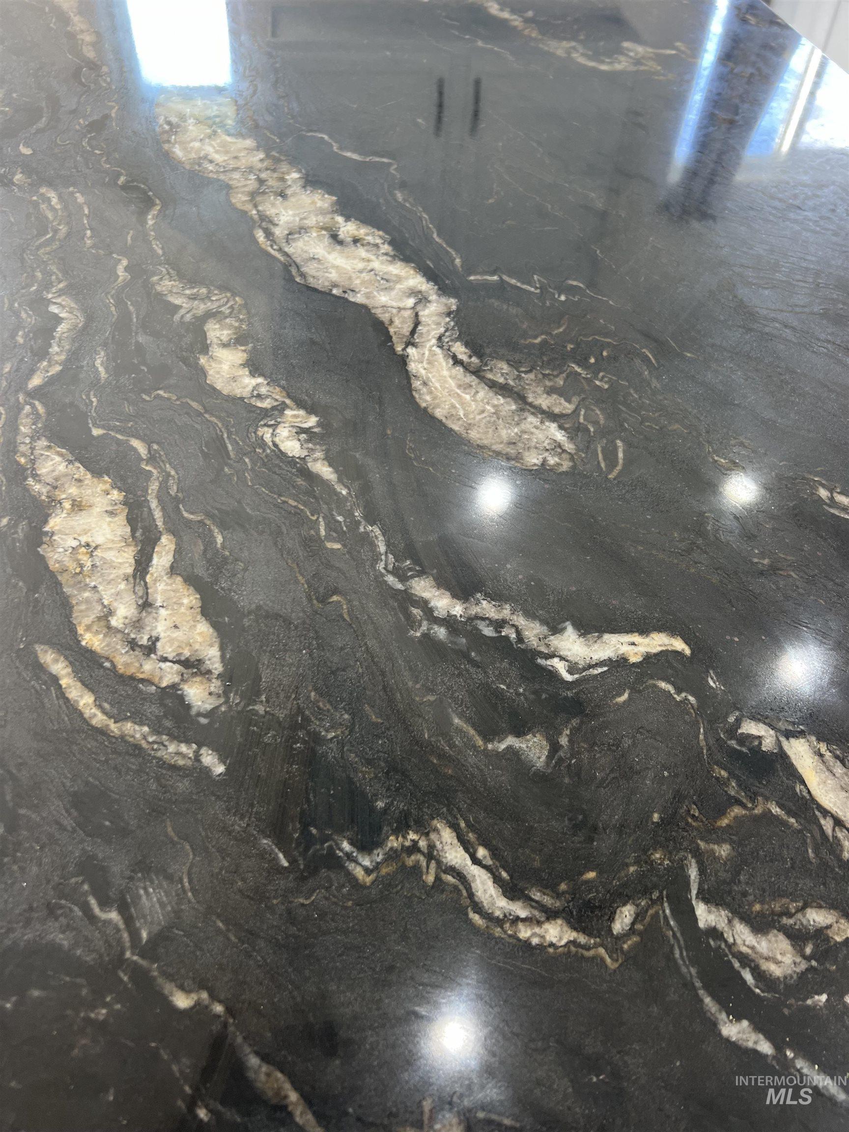 1065 E Fossilstone CT, Kuna, Idaho 83634, 3 Bedrooms, 2 Bathrooms, Residential For Sale, Price $415,000,MLS 98978990