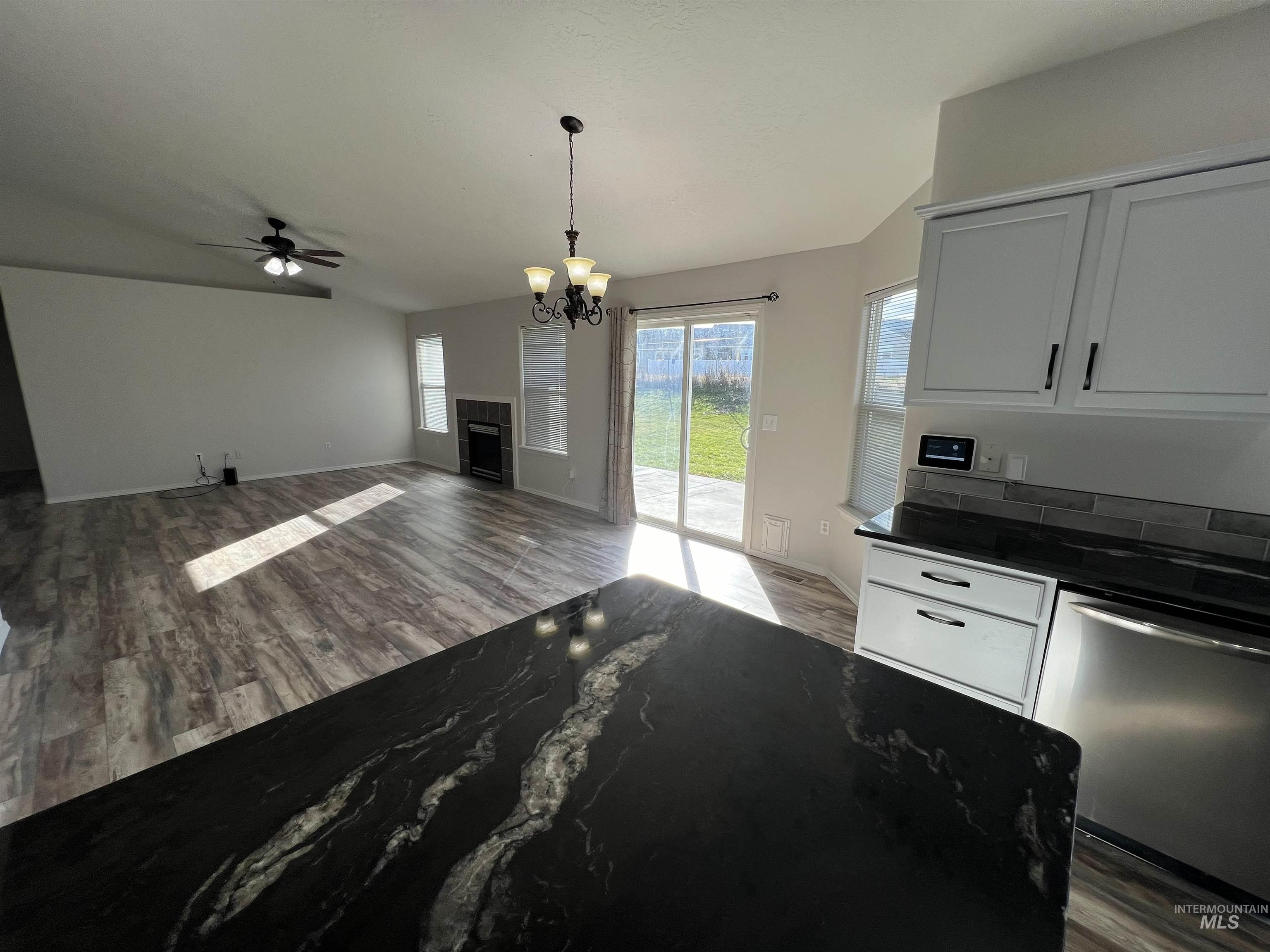 1065 E Fossilstone CT, Kuna, Idaho 83634, 3 Bedrooms, 2 Bathrooms, Residential For Sale, Price $415,000,MLS 98978990