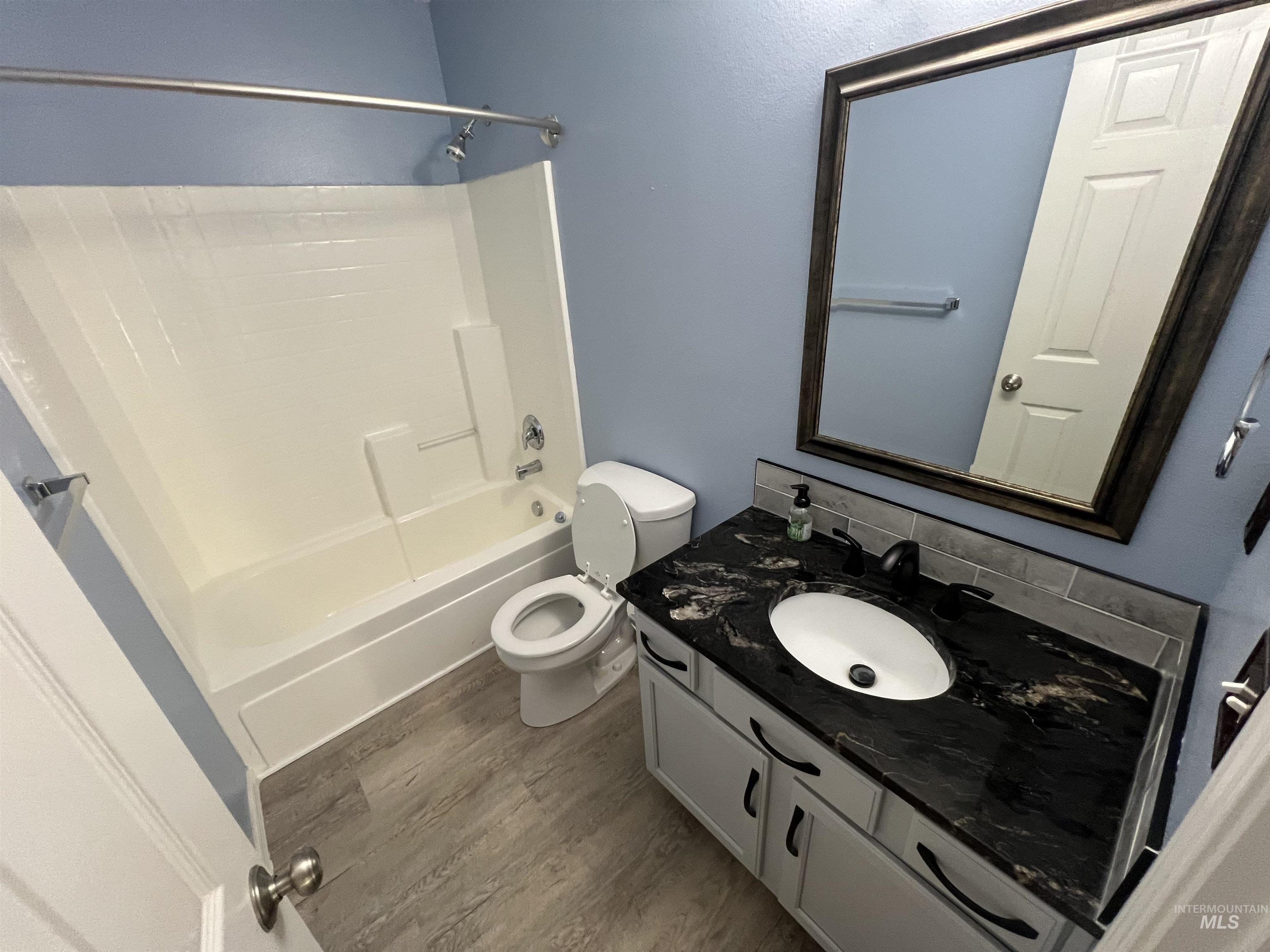 1065 E Fossilstone CT, Kuna, Idaho 83634, 3 Bedrooms, 2 Bathrooms, Residential For Sale, Price $415,000,MLS 98978990