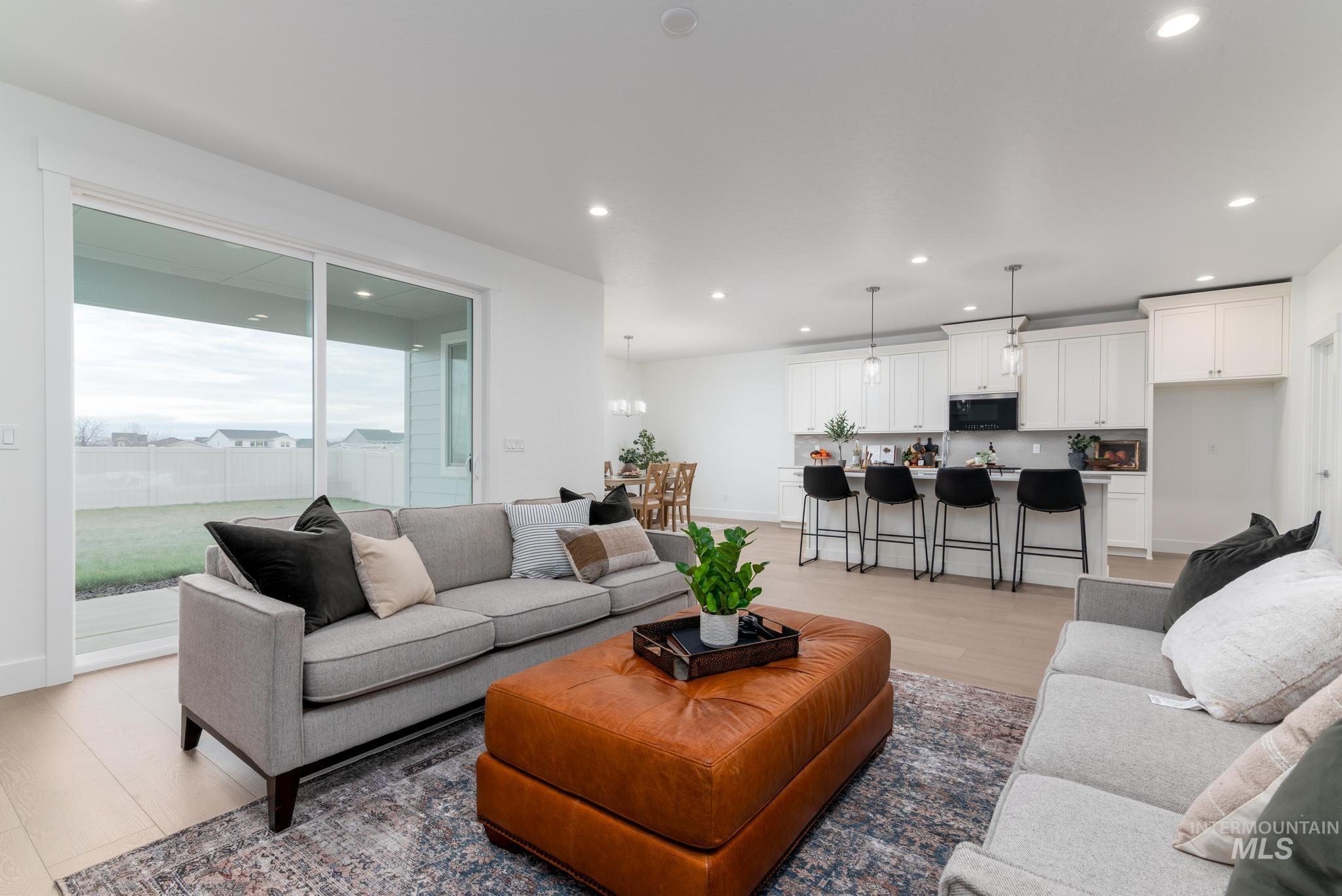 2606 N Morehouse Ave, Eagle, Idaho 83616, 3 Bedrooms, 2 Bathrooms, Residential For Sale, Price $674,000,MLS 98978991