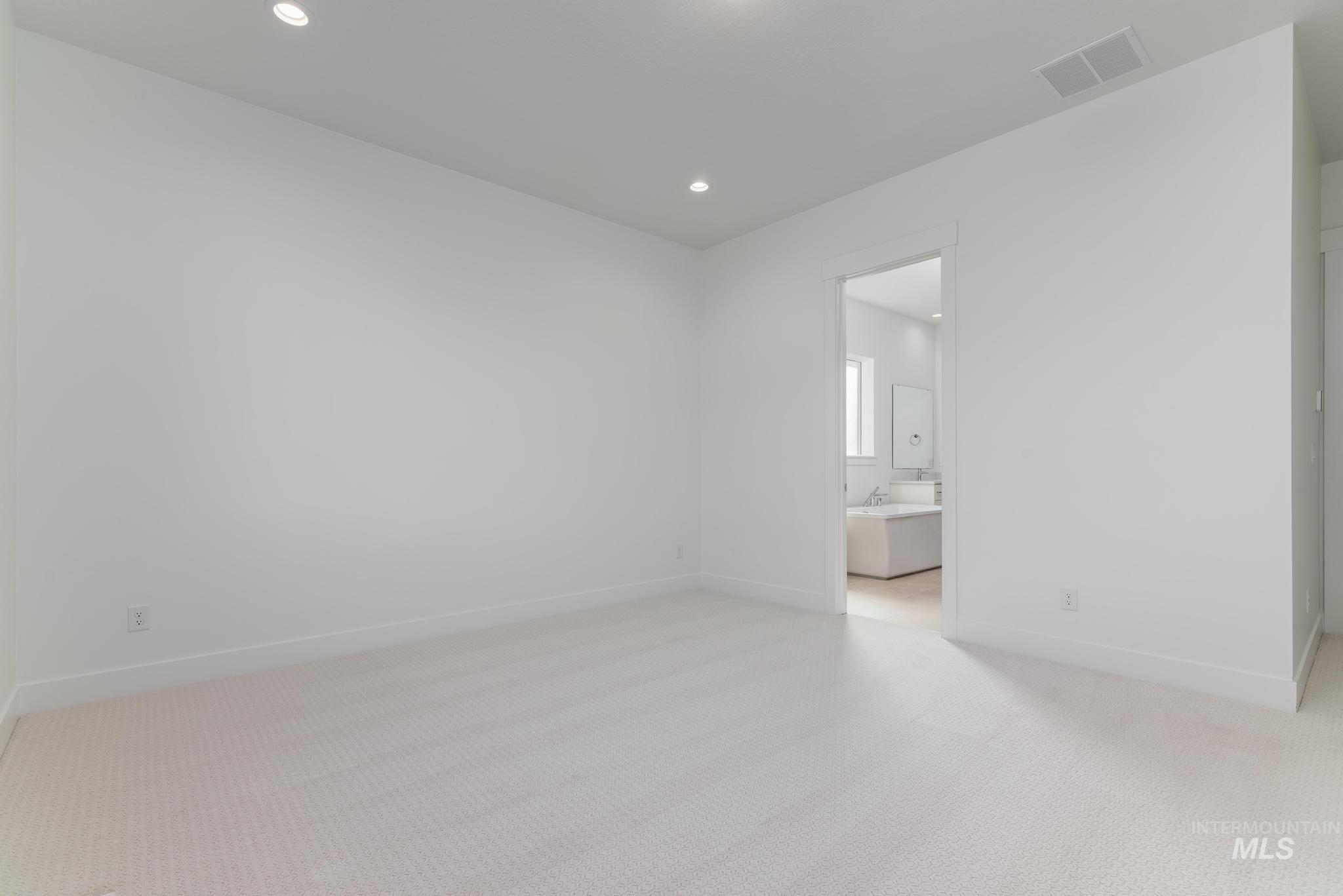 2657 N Silverbell Way, Eagle, Idaho 83616, 3 Bedrooms, 2 Bathrooms, Residential For Sale, Price $794,000,MLS 98978992