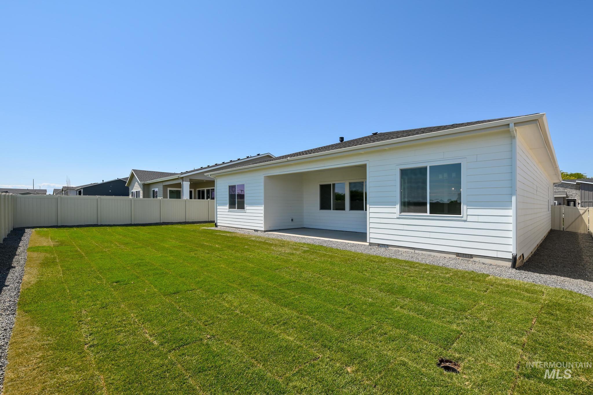 2639 N Silverbell Way, Eagle, Idaho 83616, 3 Bedrooms, 2.5 Bathrooms, Residential For Sale, Price $799,000,MLS 98978994