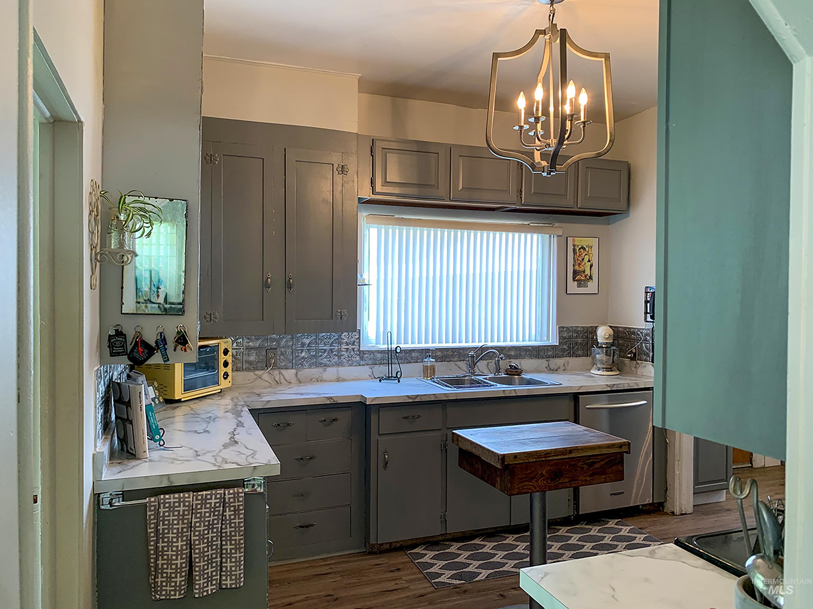 1213 2nd AVE S, Payette, Idaho 83661, 2 Bedrooms, 1 Bathroom, Residential For Sale, Price $325,000,MLS 98978995