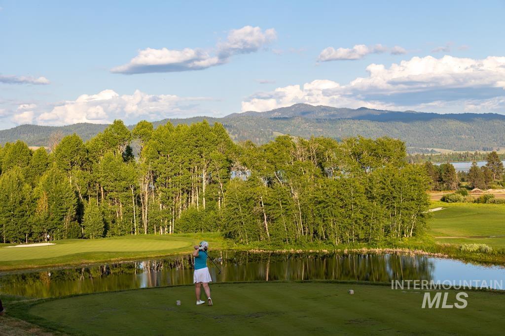 75 Arling Center Ct, Donnelly, Idaho 83615, 1 Bathroom, Residential For Sale, Price $429,000,MLS 98978998