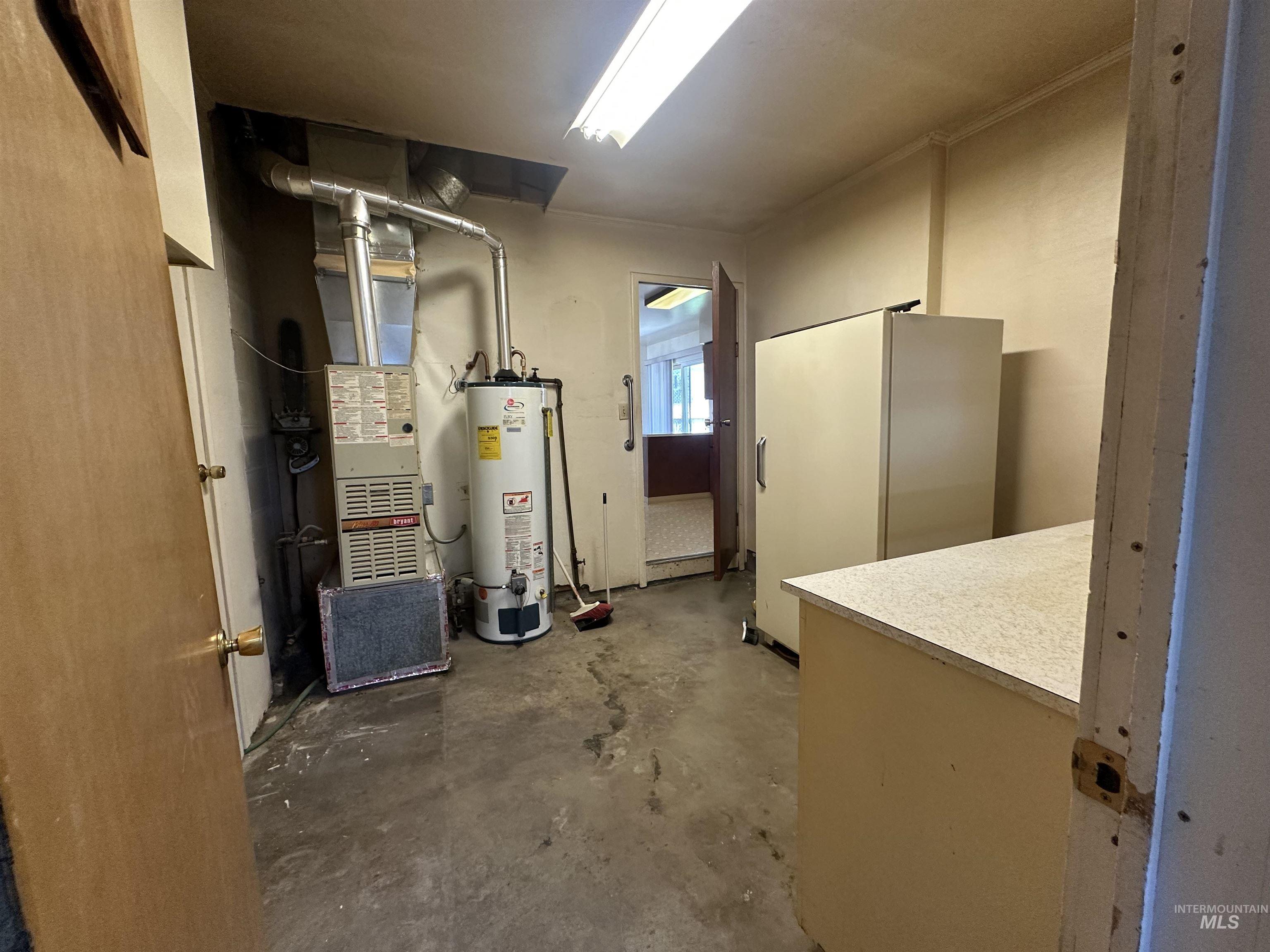 715 E 19th N, Mountain Home, Idaho 83647, 3 Bedrooms, 2 Bathrooms, Residential For Sale, Price $290,000,MLS 98978999