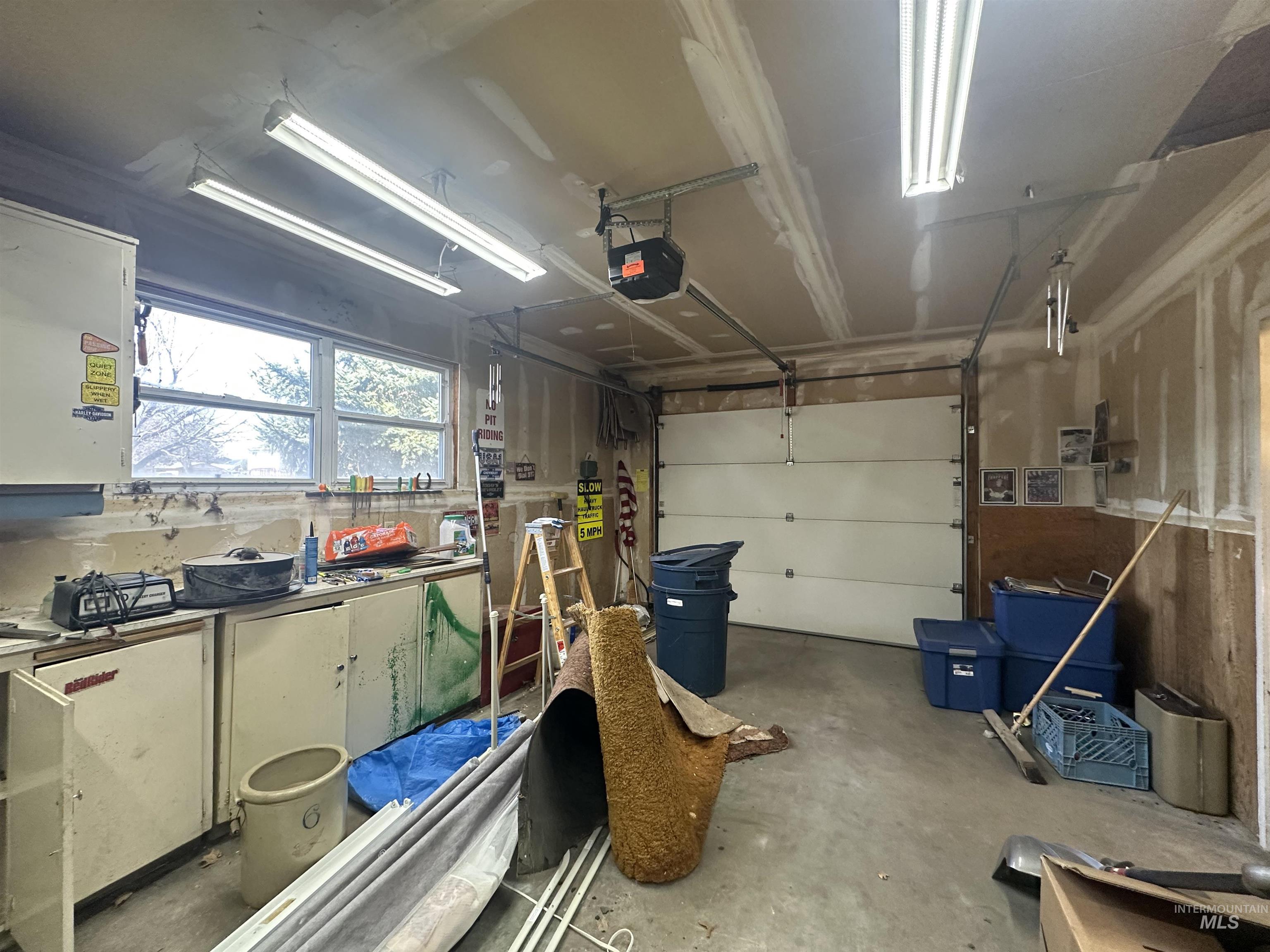 715 E 19th N, Mountain Home, Idaho 83647, 3 Bedrooms, 2 Bathrooms, Residential For Sale, Price $290,000,MLS 98978999