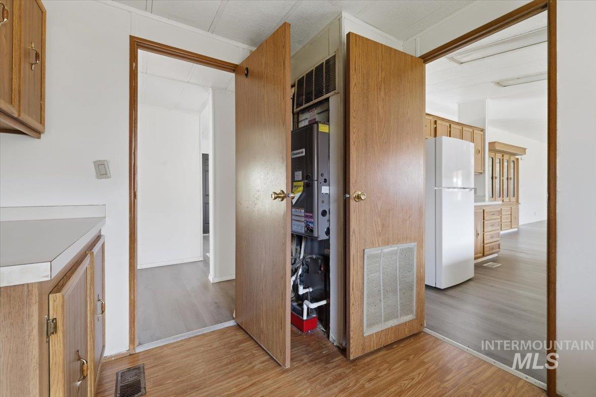 10659 Palm, Boise, Idaho 83717, 3 Bedrooms, 2 Bathrooms, Residential For Sale, Price $310,500,MLS 98979000