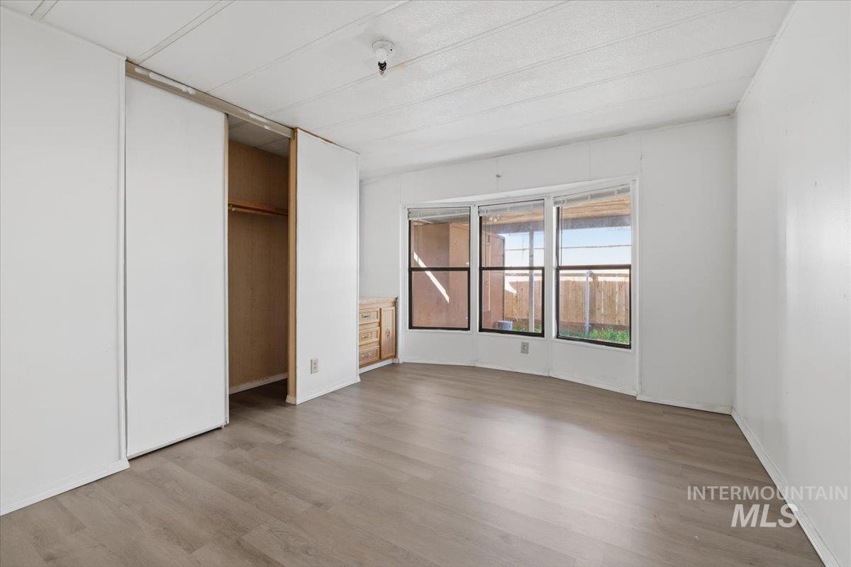 10659 Palm, Boise, Idaho 83717, 3 Bedrooms, 2 Bathrooms, Residential For Sale, Price $310,500,MLS 98979000