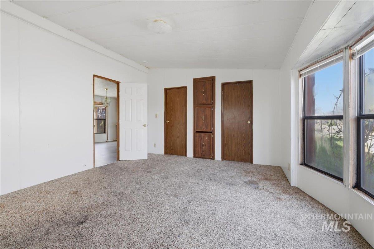 10659 Palm, Boise, Idaho 83717, 3 Bedrooms, 2 Bathrooms, Residential For Sale, Price $310,500,MLS 98979000