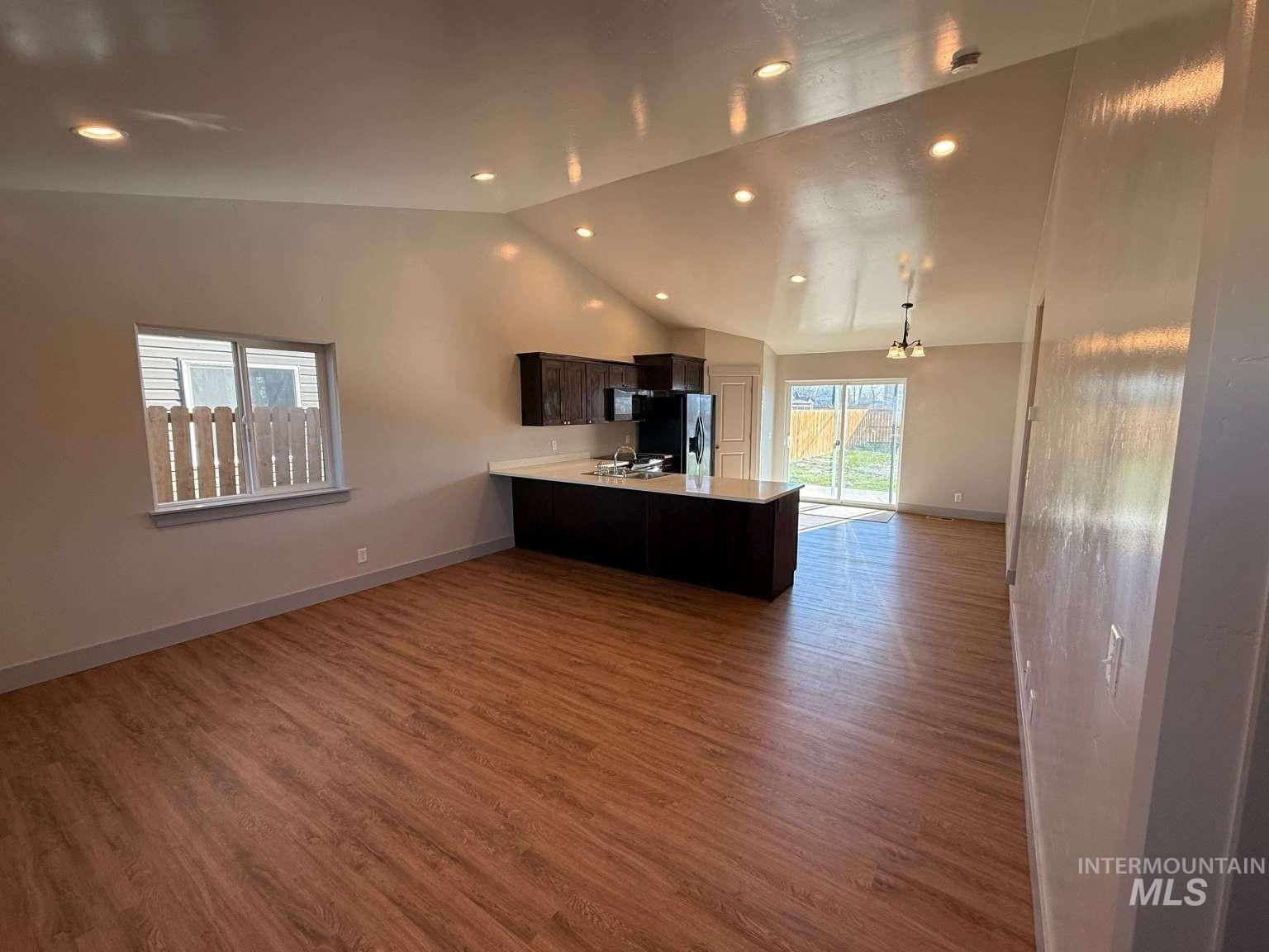 551 Conat Ave, Burley, Idaho 83318, 3 Bedrooms, 2 Bathrooms, Residential For Sale, Price $319,900,MLS 98979001