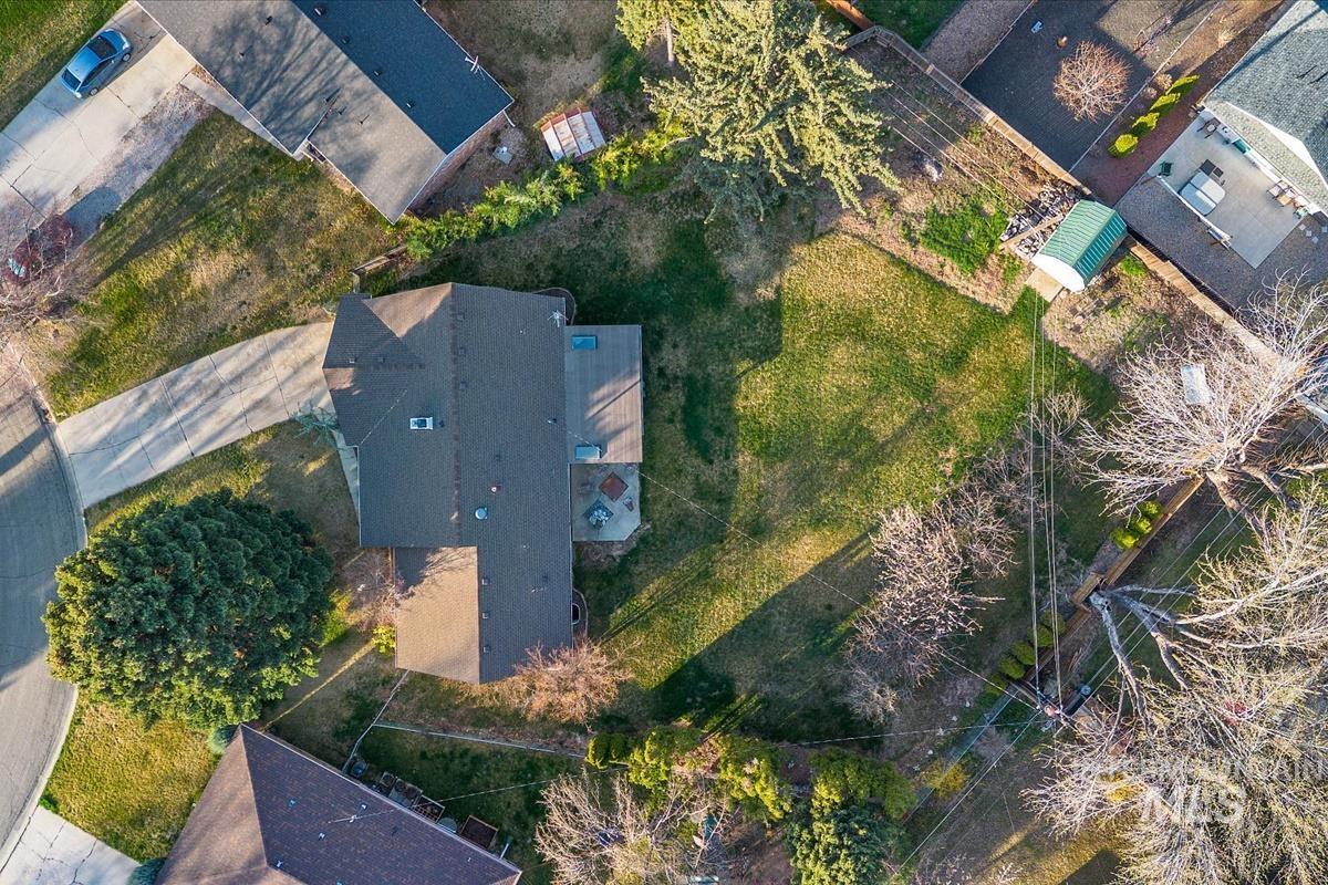 6006 W Poplar Dr, Boise, Idaho 83704, 5 Bedrooms, 3 Bathrooms, Residential For Sale, Price $715,000, 98979002