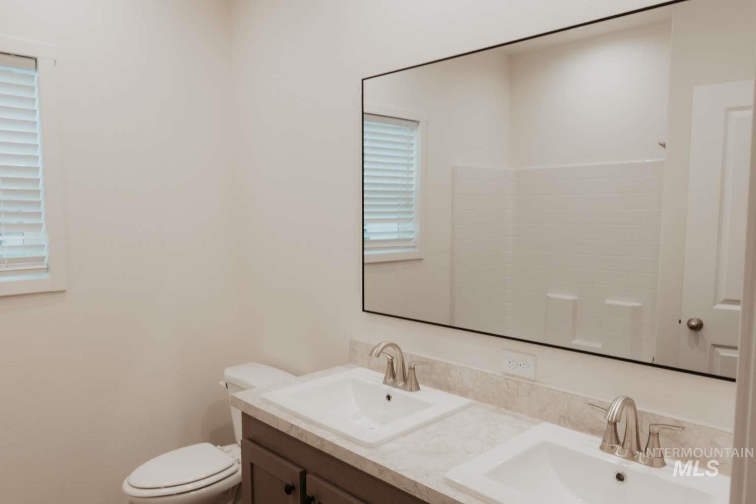 10703 Palm Dr, Boise, Idaho 83713, 4 Bedrooms, 2 Bathrooms, Residential For Sale, Price $359,637,MLS 98979003