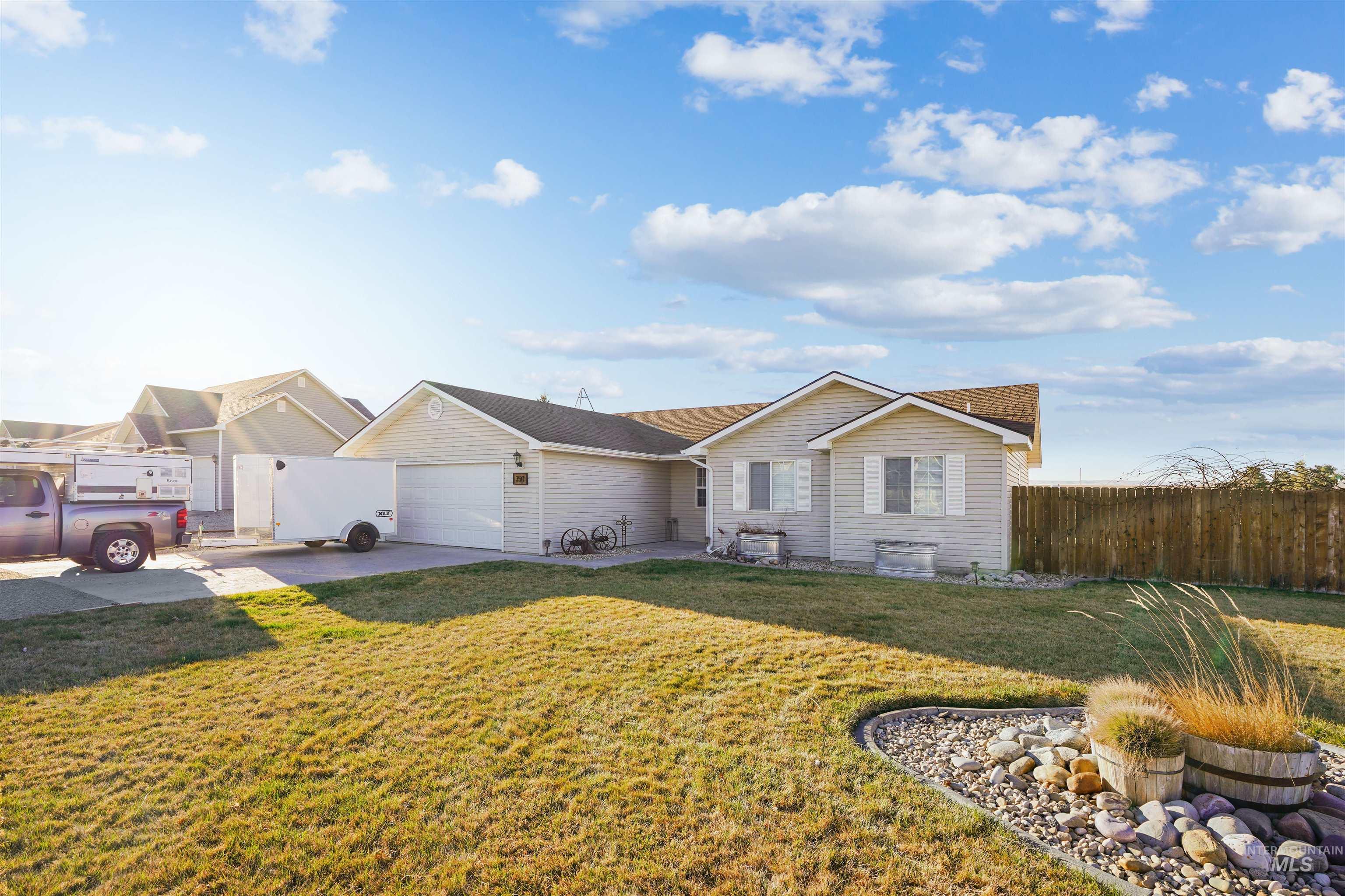 350 W 2nd, Hazelton, Idaho 83335, 4 Bedrooms, 2 Bathrooms, Residential For Sale, Price $350,000,MLS 98979004