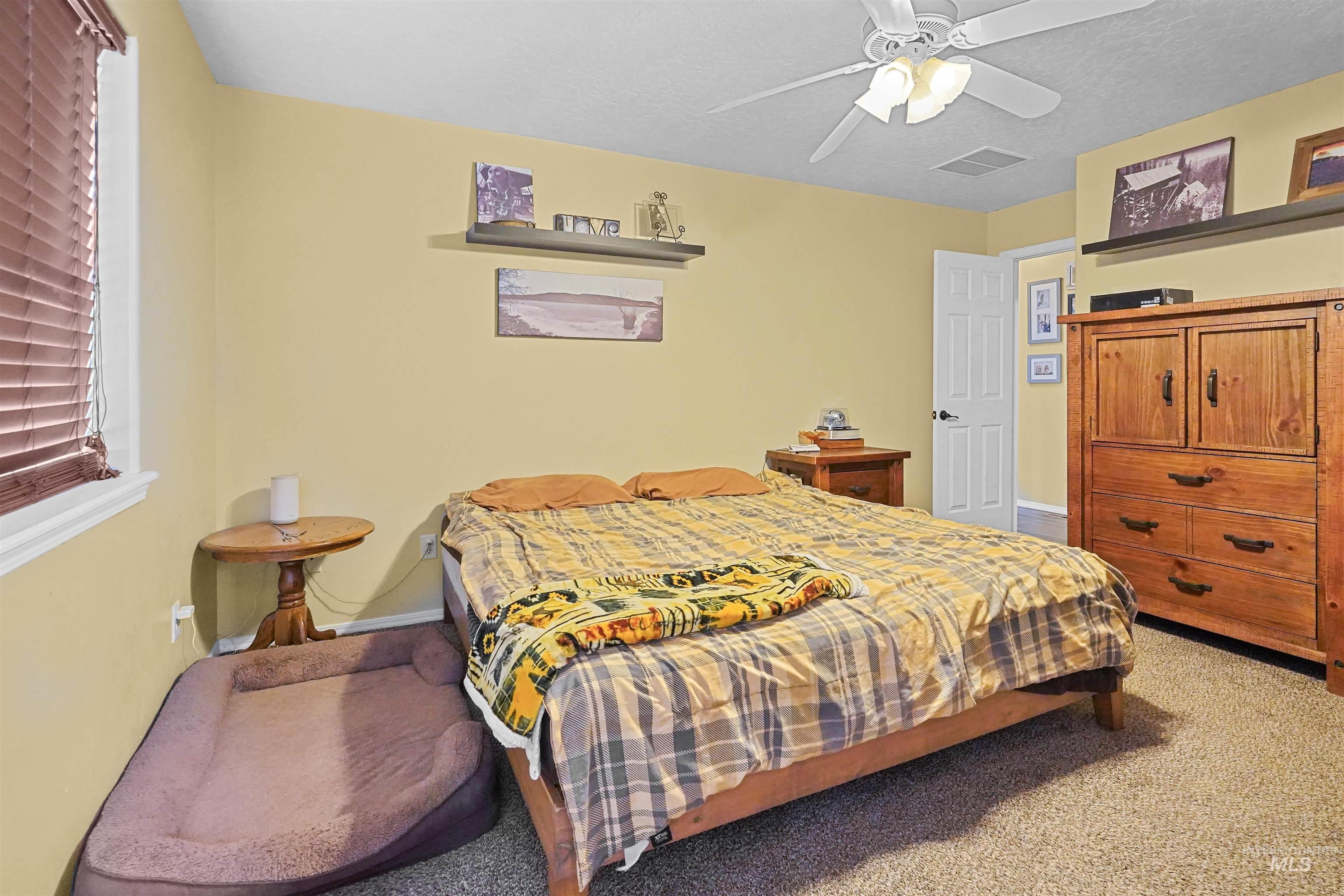 350 W 2nd, Hazelton, Idaho 83335, 4 Bedrooms, 2 Bathrooms, Residential For Sale, Price $350,000,MLS 98979004