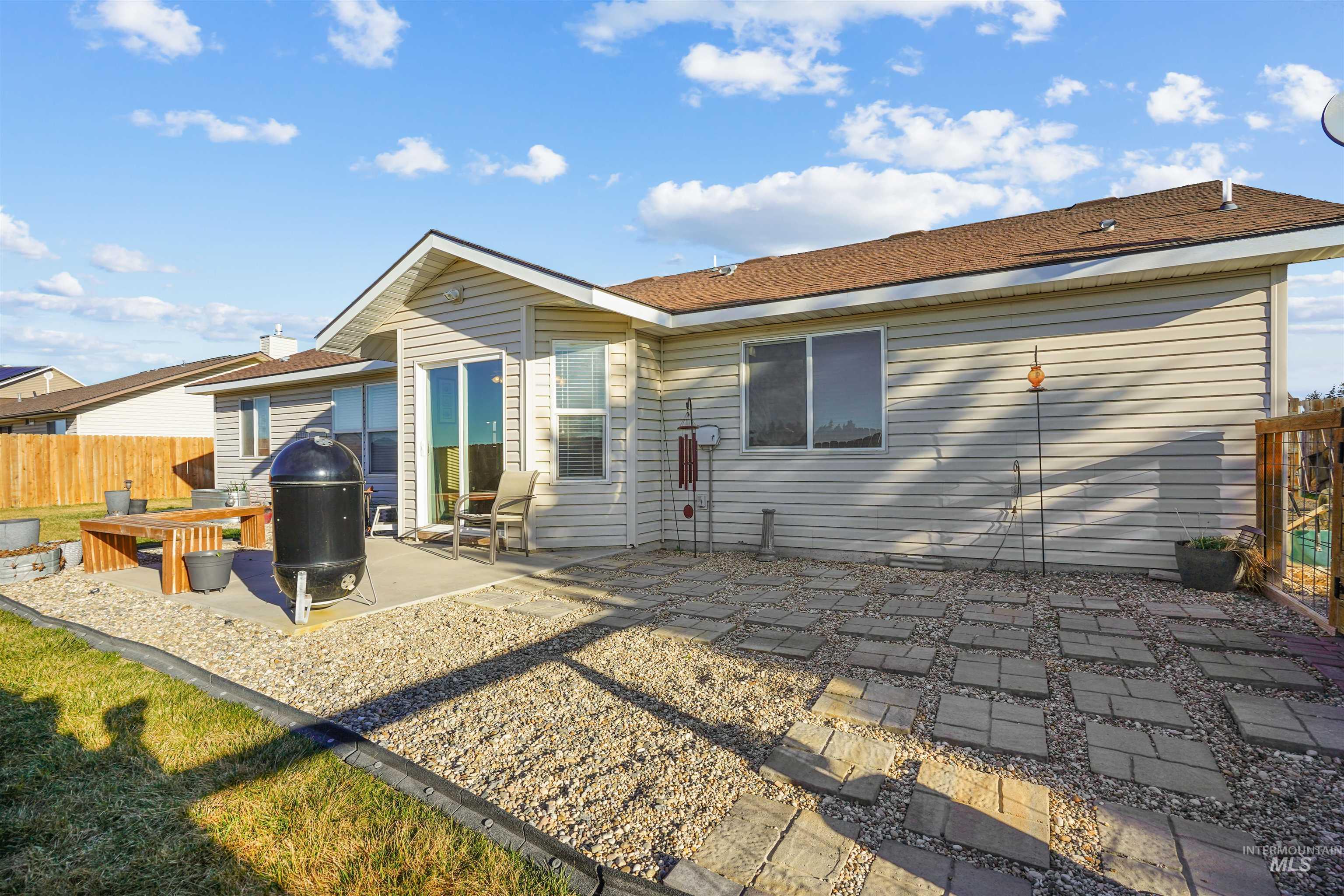 350 W 2nd, Hazelton, Idaho 83335, 4 Bedrooms, 2 Bathrooms, Residential For Sale, Price $350,000,MLS 98979004