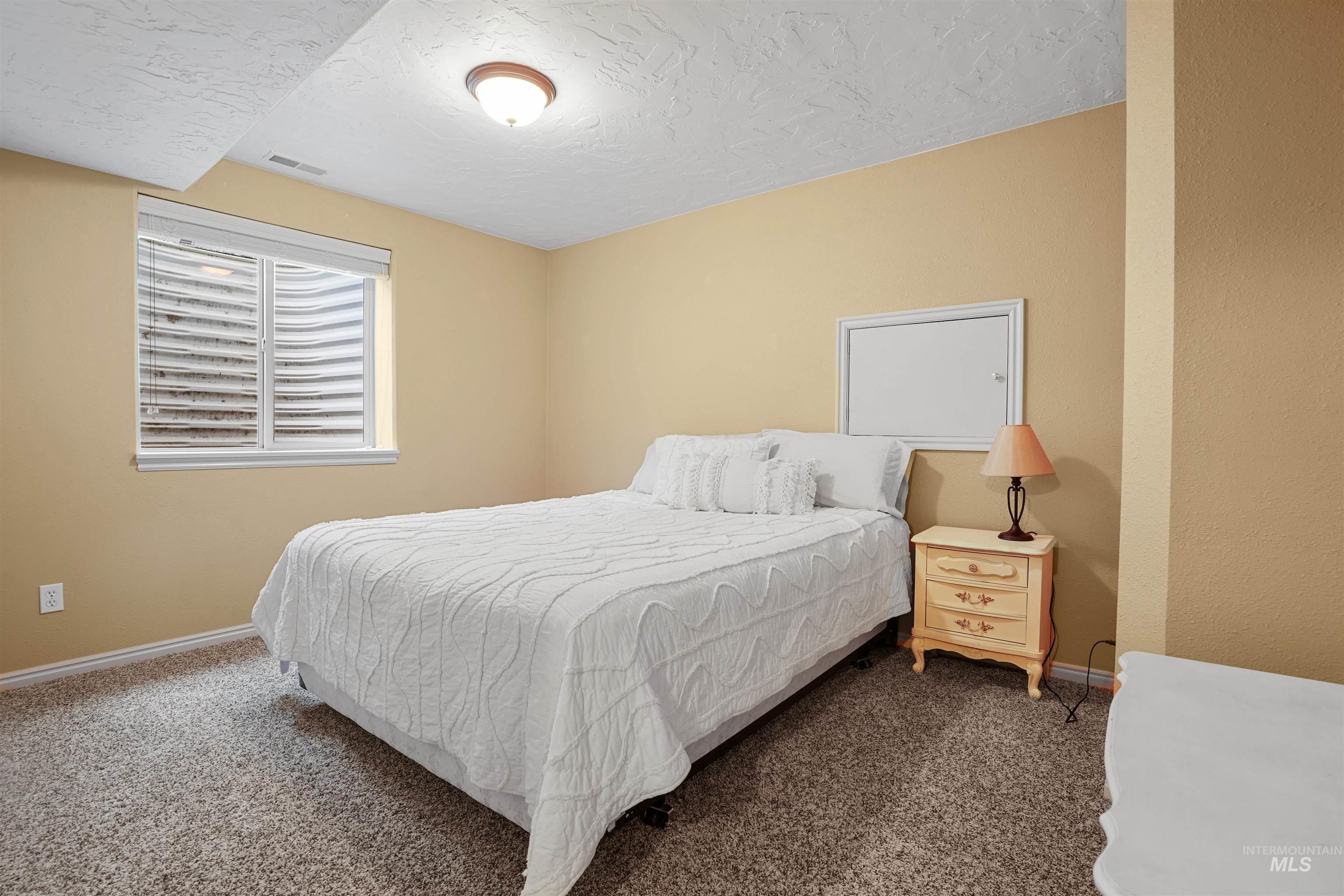 72 Pelican Drive, Rupert, Idaho 83350, 5 Bedrooms, 3 Bathrooms, Residential For Sale, Price $575,000, 98979005