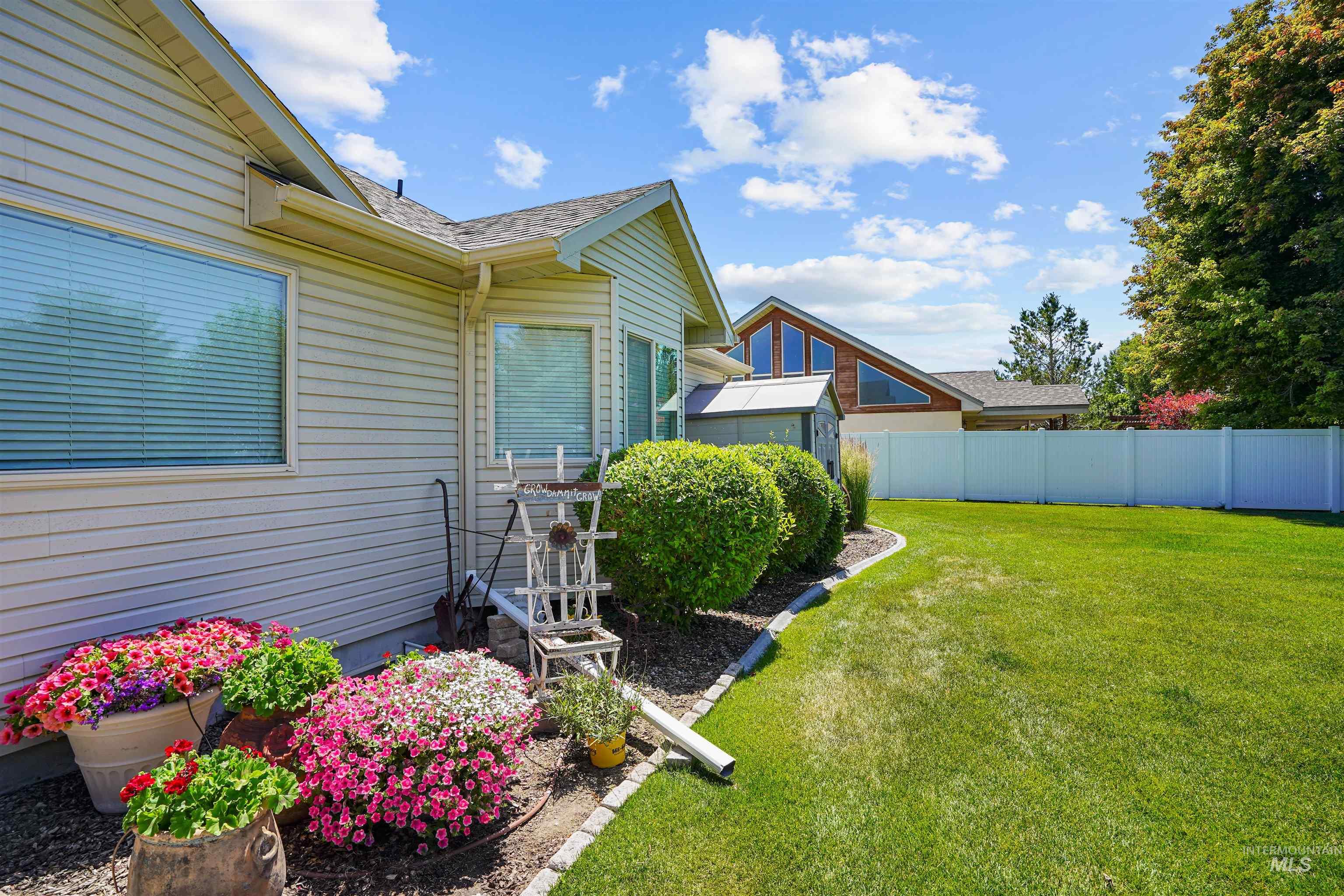 72 Pelican Drive, Rupert, Idaho 83350, 5 Bedrooms, 3 Bathrooms, Residential For Sale, Price $575,000, 98979005