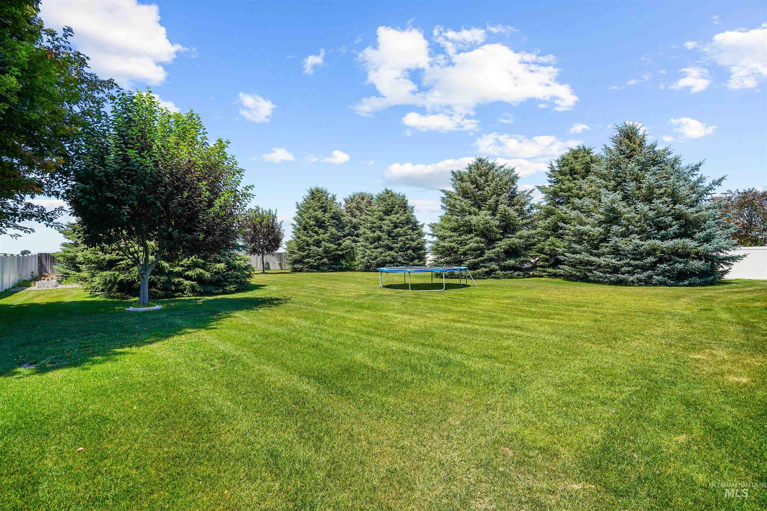 72 Pelican Drive, Rupert, Idaho 83350, 5 Bedrooms, 3 Bathrooms, Residential For Sale, Price $575,000, 98979005