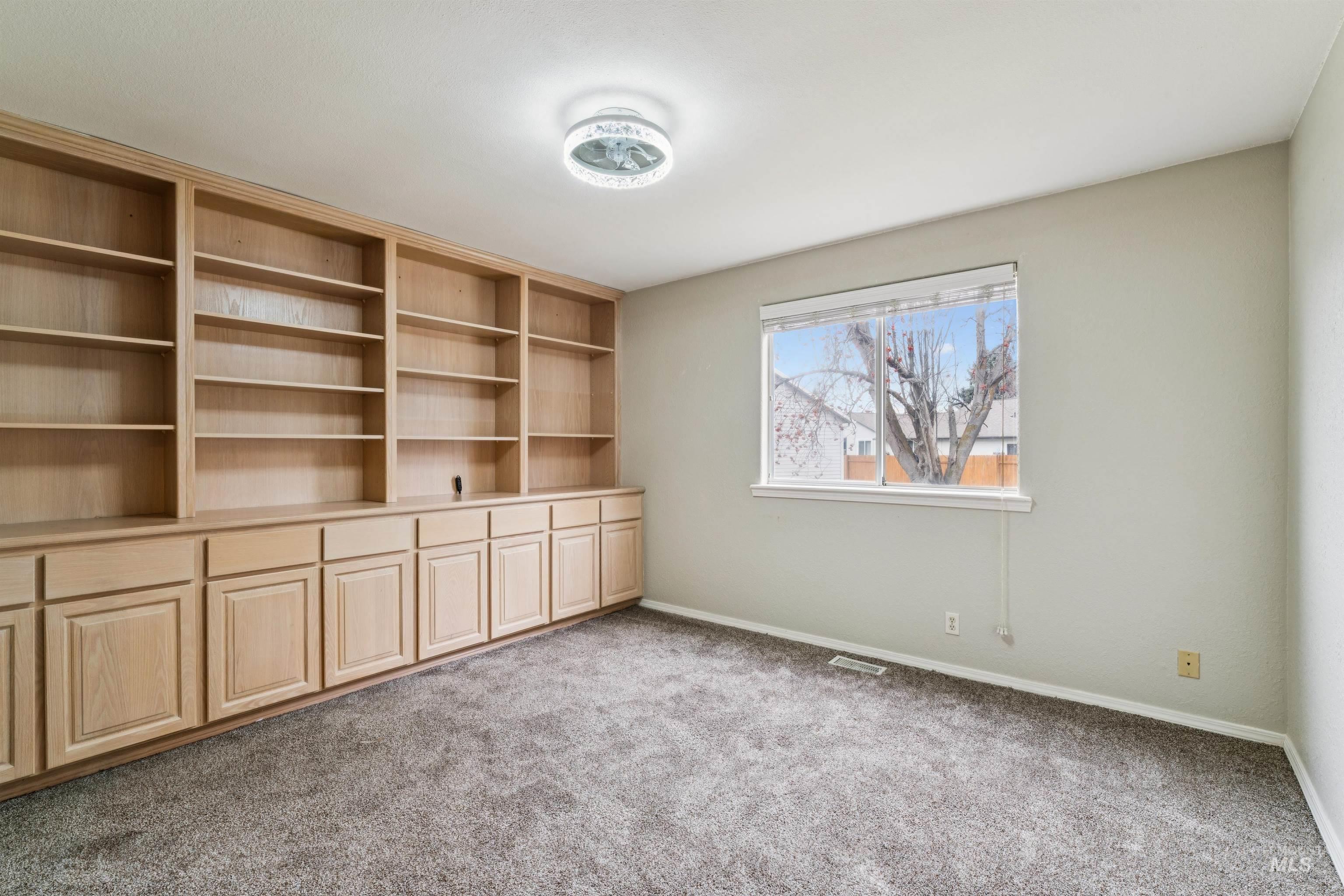 25585 Birdie Dr., Caldwell, Idaho 83607, 2 Bedrooms, 2.5 Bathrooms, Residential For Sale, Price $539,900, 98979008