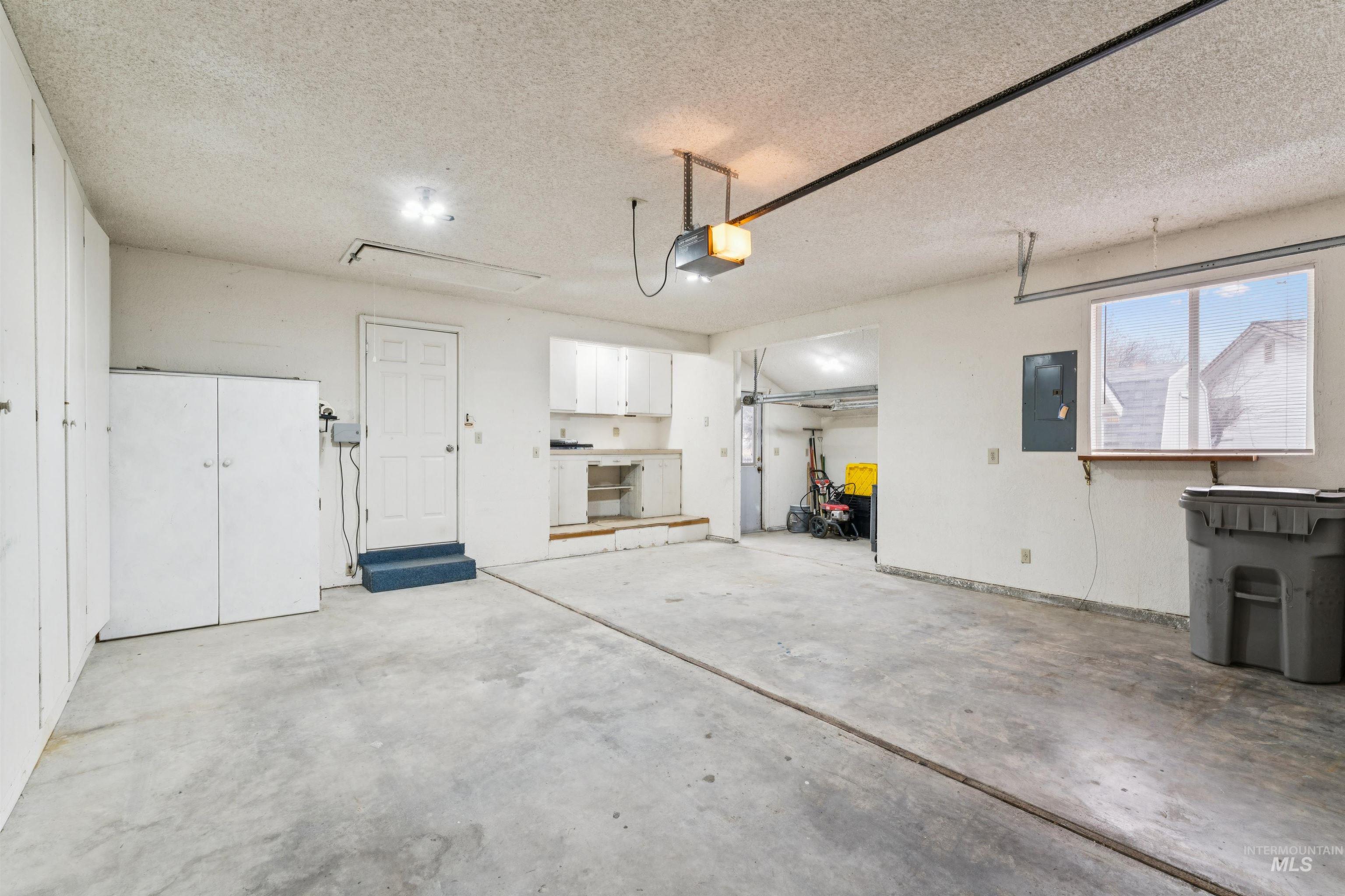 25585 Birdie Dr., Caldwell, Idaho 83607, 2 Bedrooms, 2.5 Bathrooms, Residential For Sale, Price $539,900, 98979008