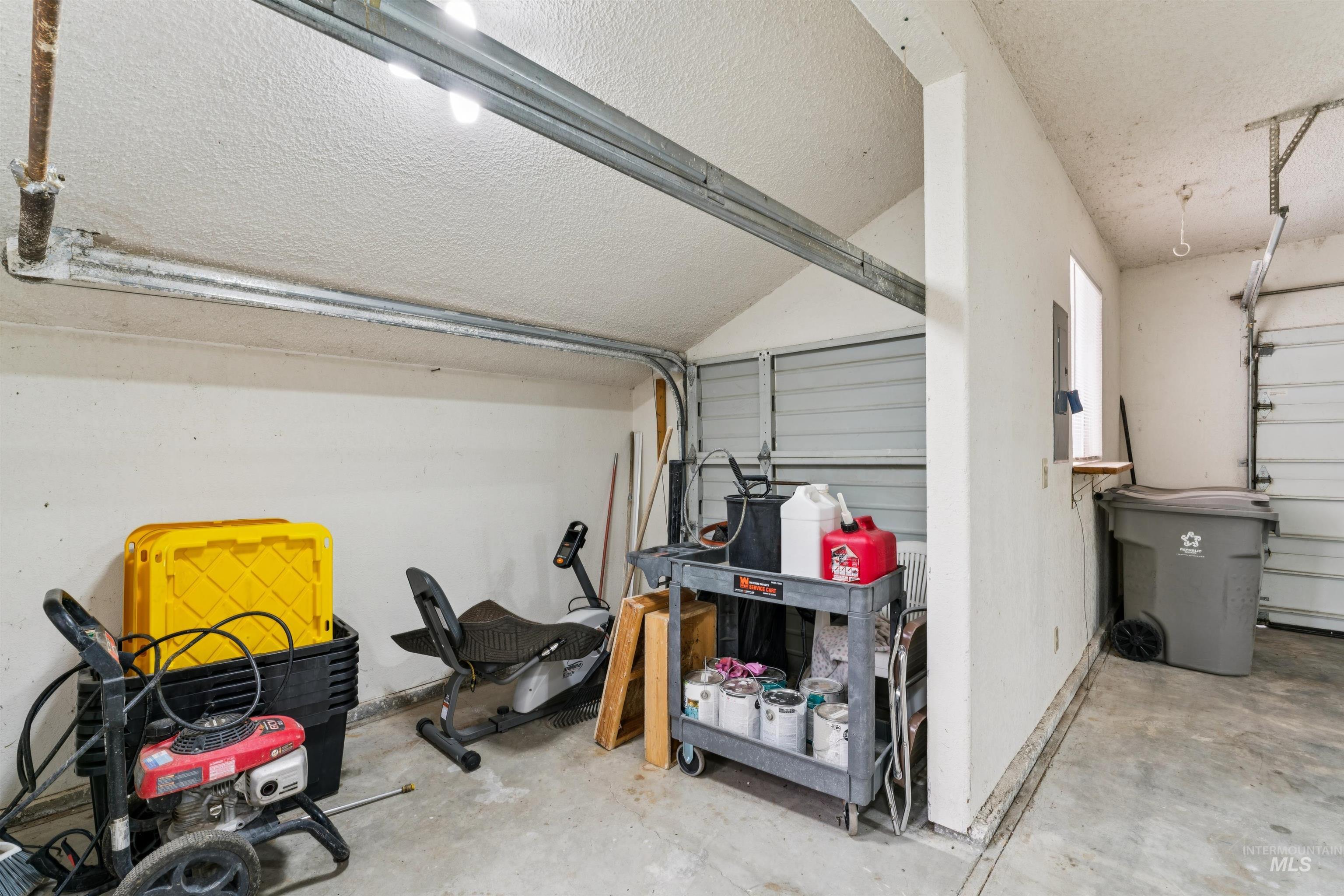 25585 Birdie Dr., Caldwell, Idaho 83607, 2 Bedrooms, 2.5 Bathrooms, Residential For Sale, Price $539,900, 98979008